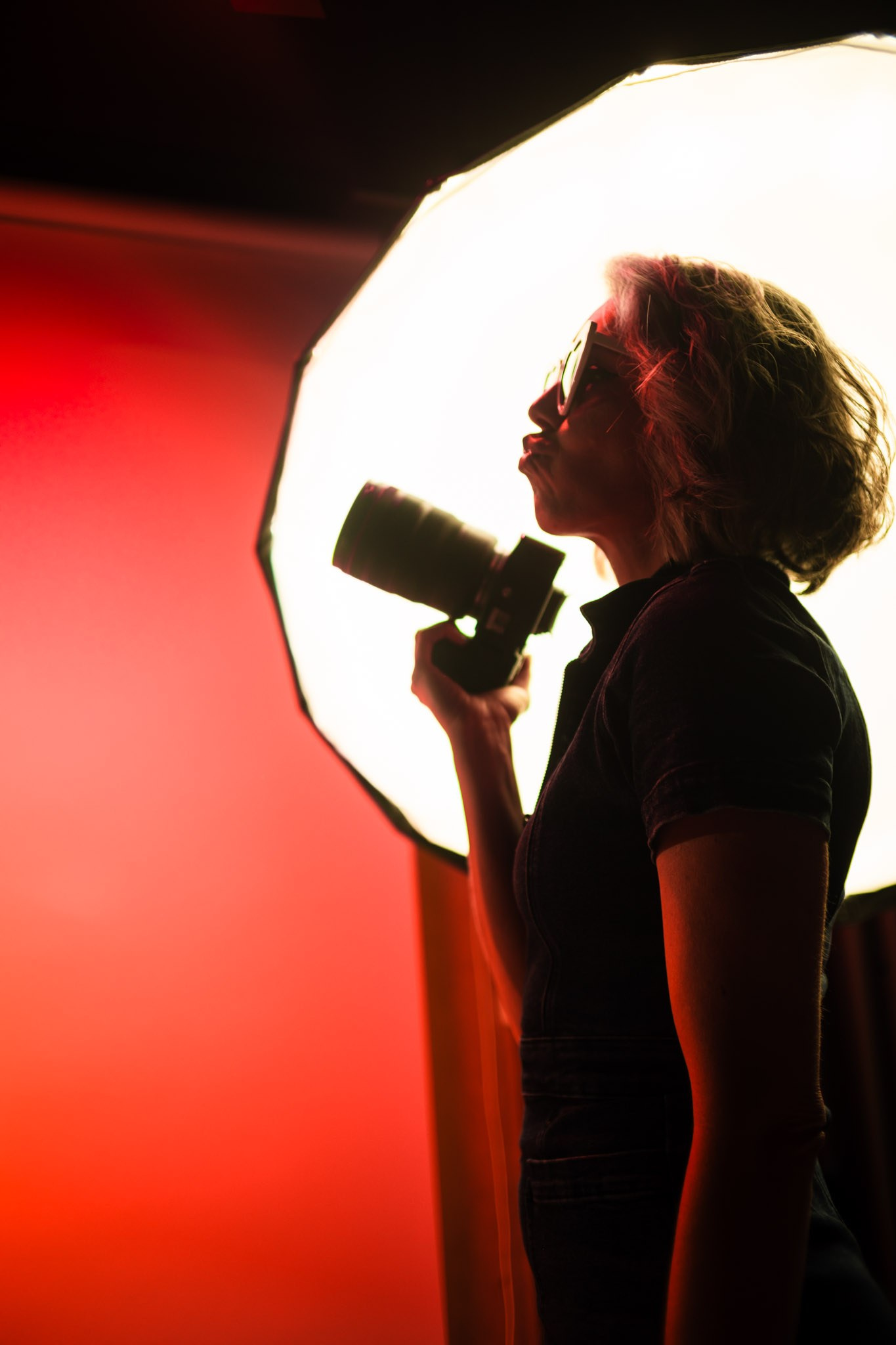 Works. Фотограф с цветным светом и оператор в Москве | Лиля Кичигина