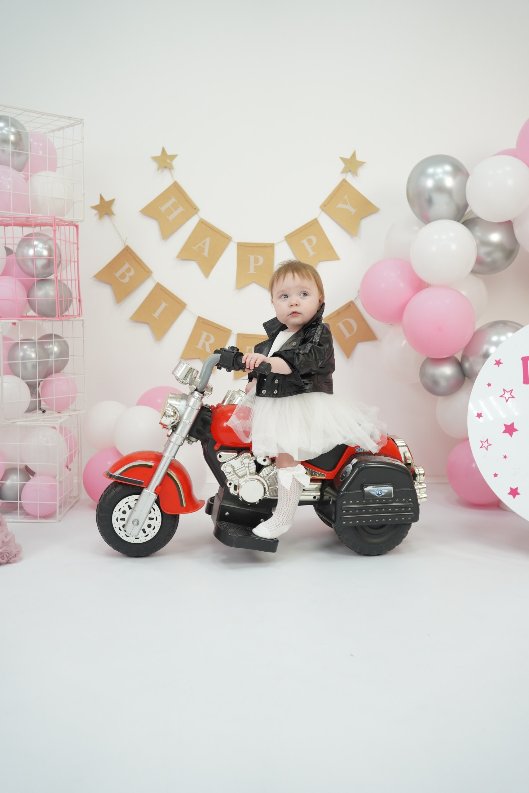 Наши Новые Фотозоны. Детская Фотостудия ГОДОВАСИКИ в Санкт-Петербурге фотосесия на годик