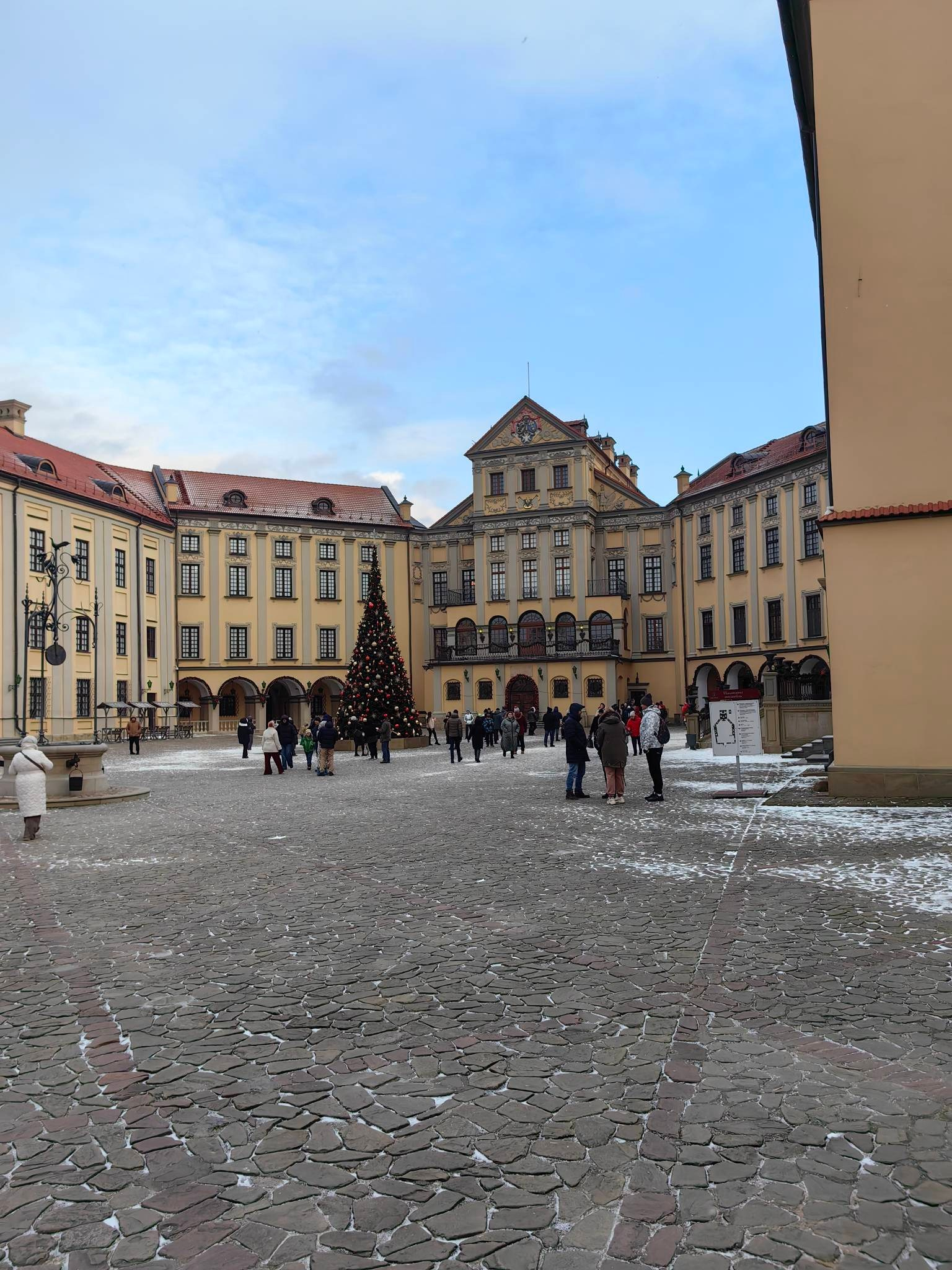 Внутренний двор замка Несвиж