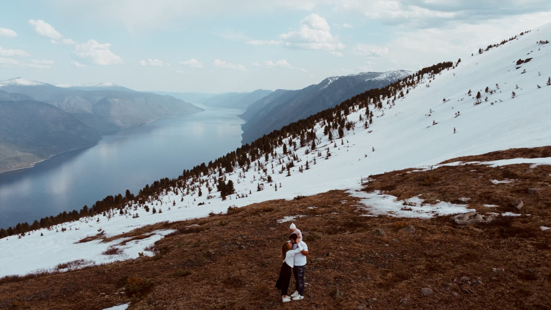 Семейное кино. ВИДЕОГРАФ, РЕЖИССЕР — КАТЯ ГУСЕВА