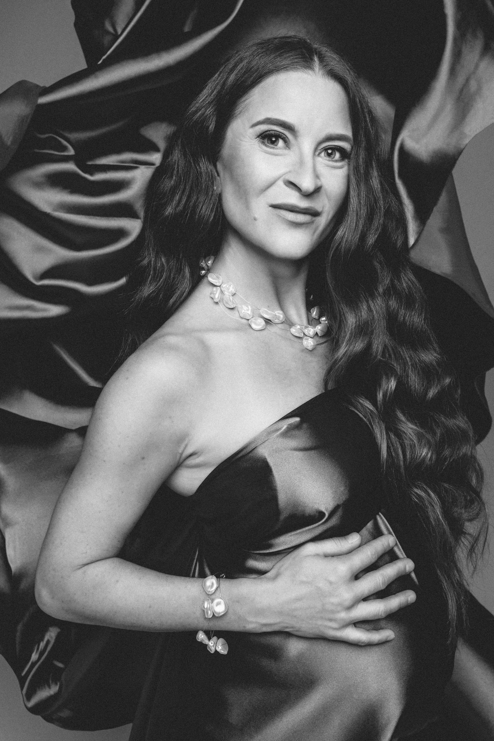 Фотосессия в тканях для беременной. Фотограф и видеограф Анна Жагорина