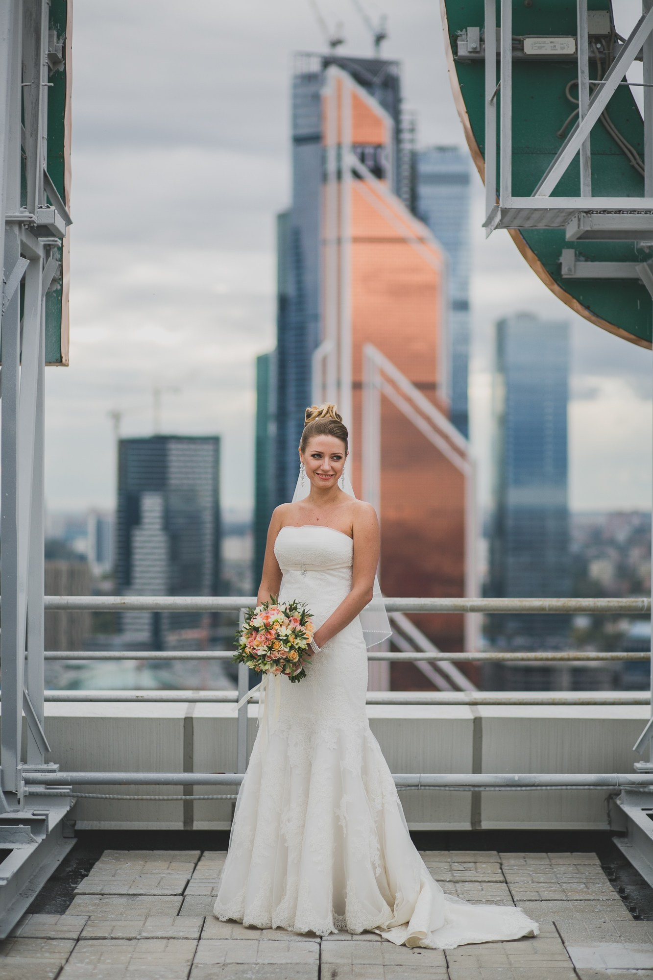 Свадебный фотограф и видеограф Павел Коротков. Эмоции фото и энергия видео, два в одном - вот моё кредо. Свадебный фотограф и видеограф в Москве и области. Выгодное предложение — два в одном