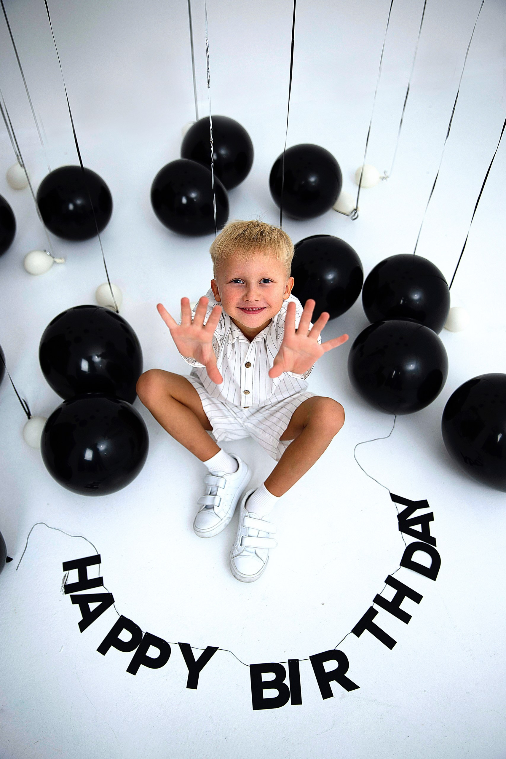 «Именинник». Детский школьный фотограф в Кемерово Зиновьева Екатерина