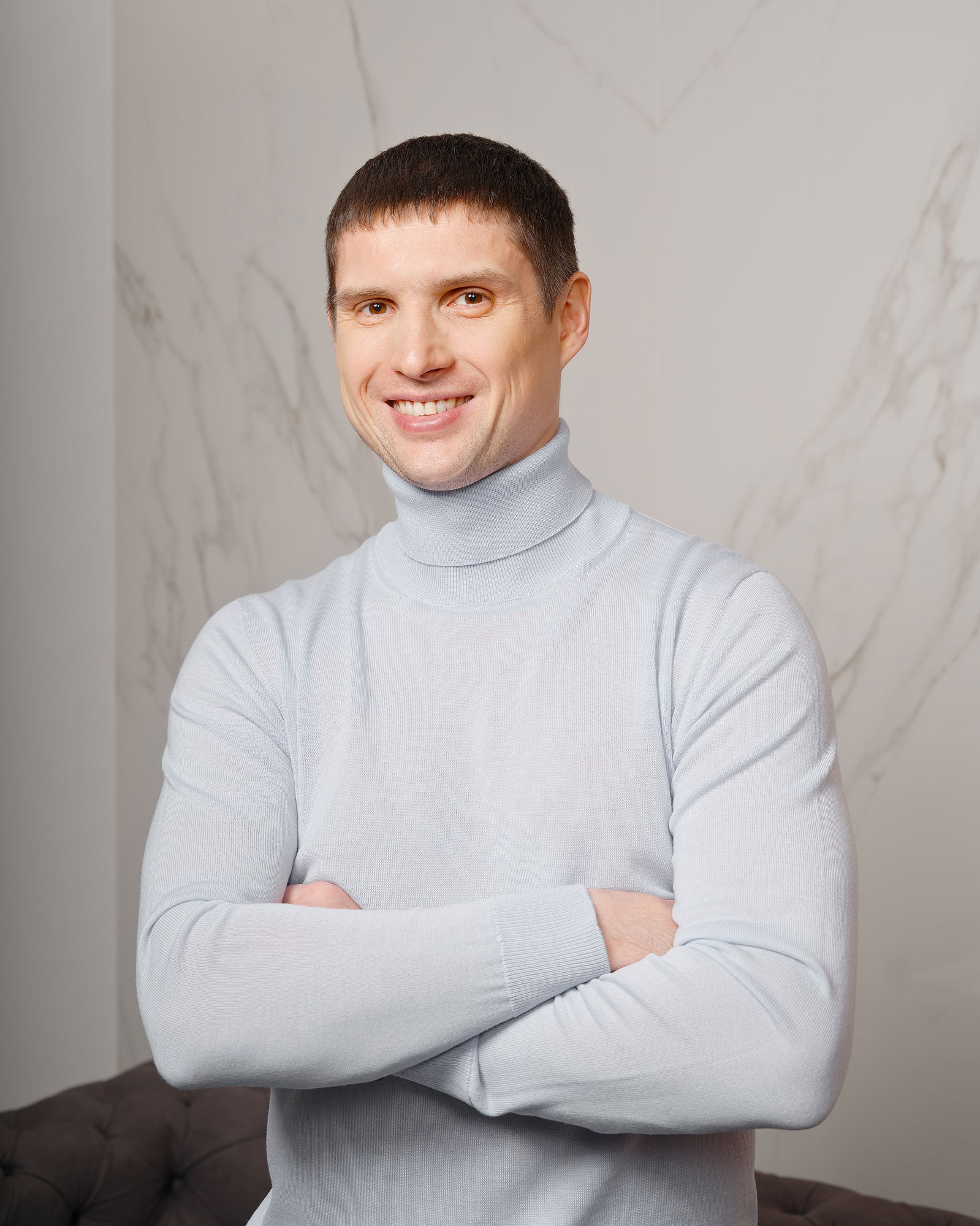 Вадим Шипачёв & Indever. Oleg Samoilov is a documentary photographer for brands that value an honest story