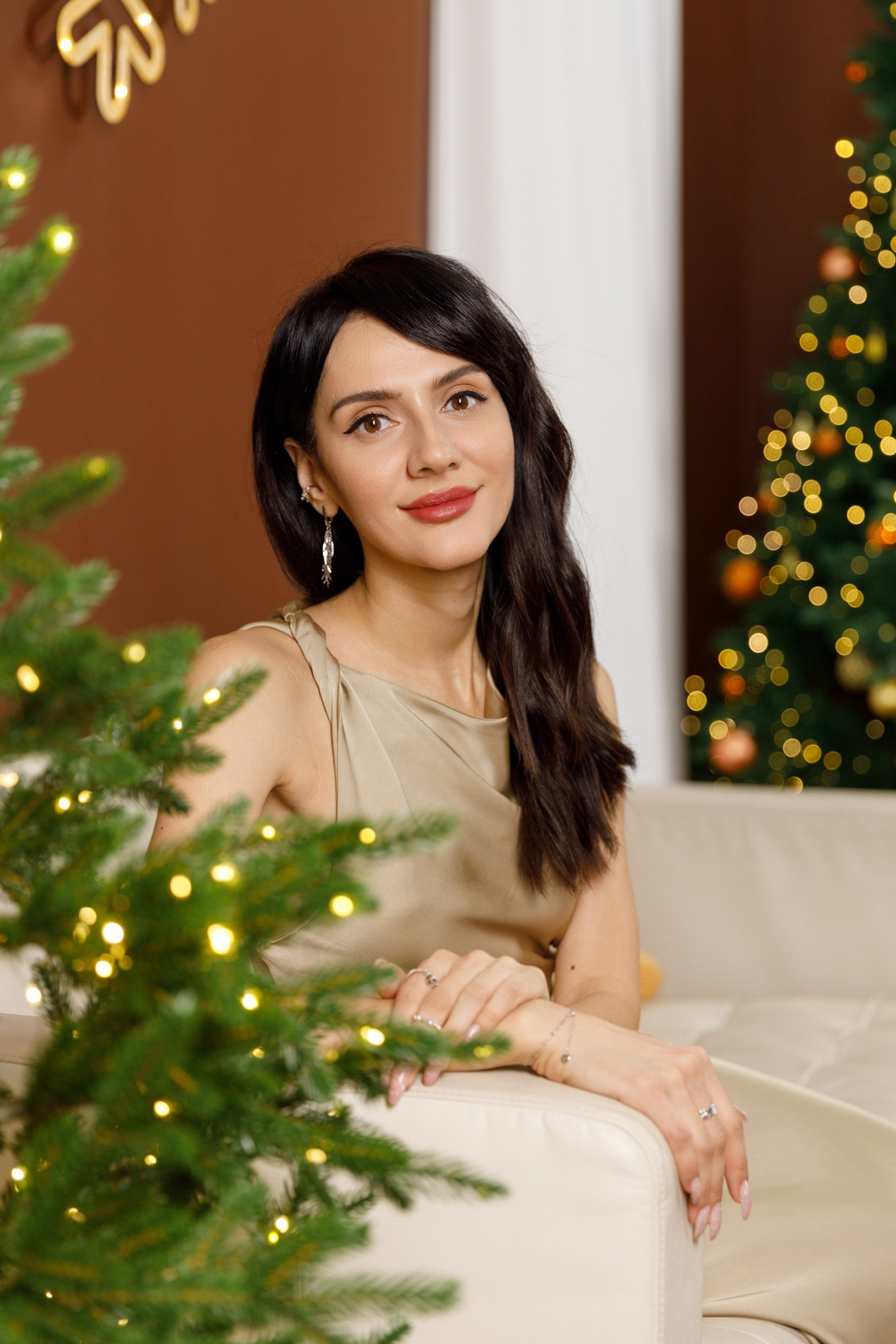 Новогодняя фотосессия для мама и дочки. Фотограф Анна Телекаева, выпускные альбомы, семейные и репортажные съемки в Омске