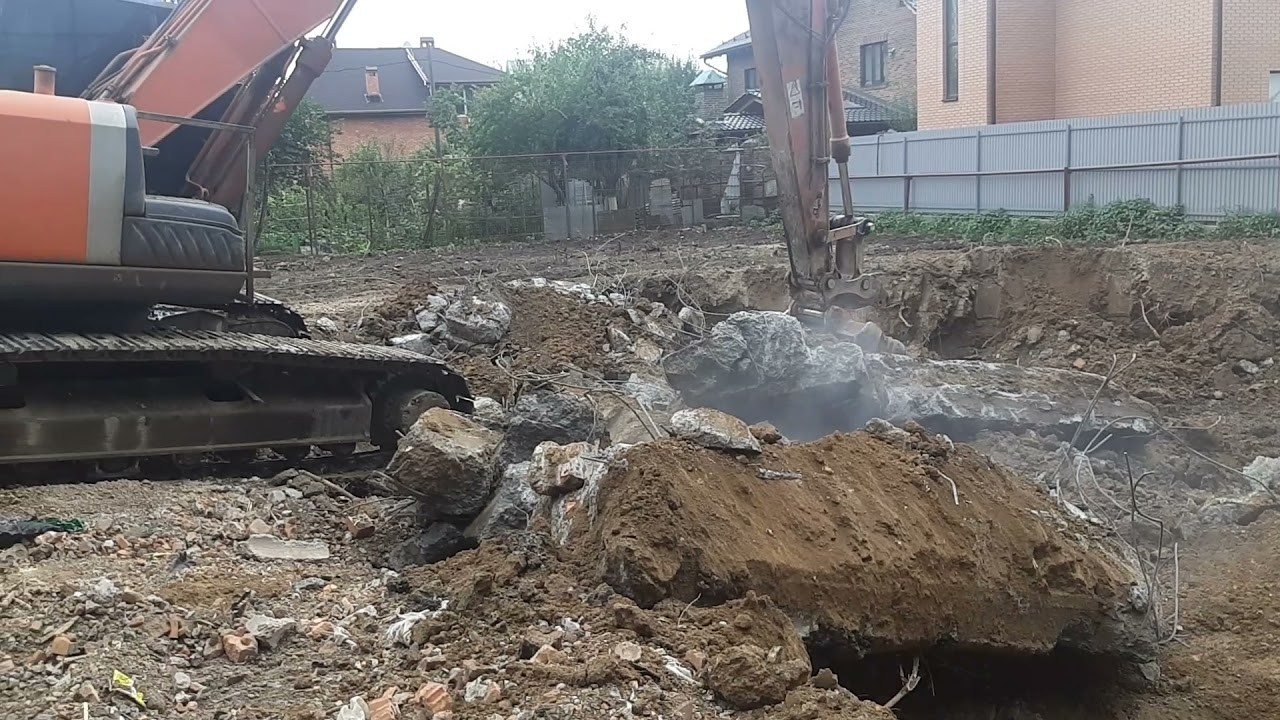 Видео: Наша спецтехника в действии. Аренда спецтехники в Ростове-на-Дону и других регионах