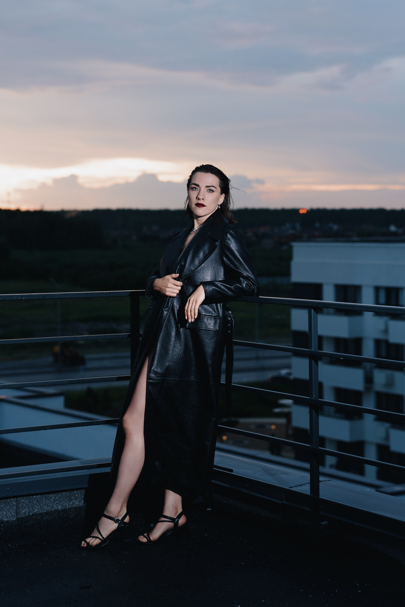 Уличная фотосессия на крыше в Тюмени | Фотограф Дарья Мустафина