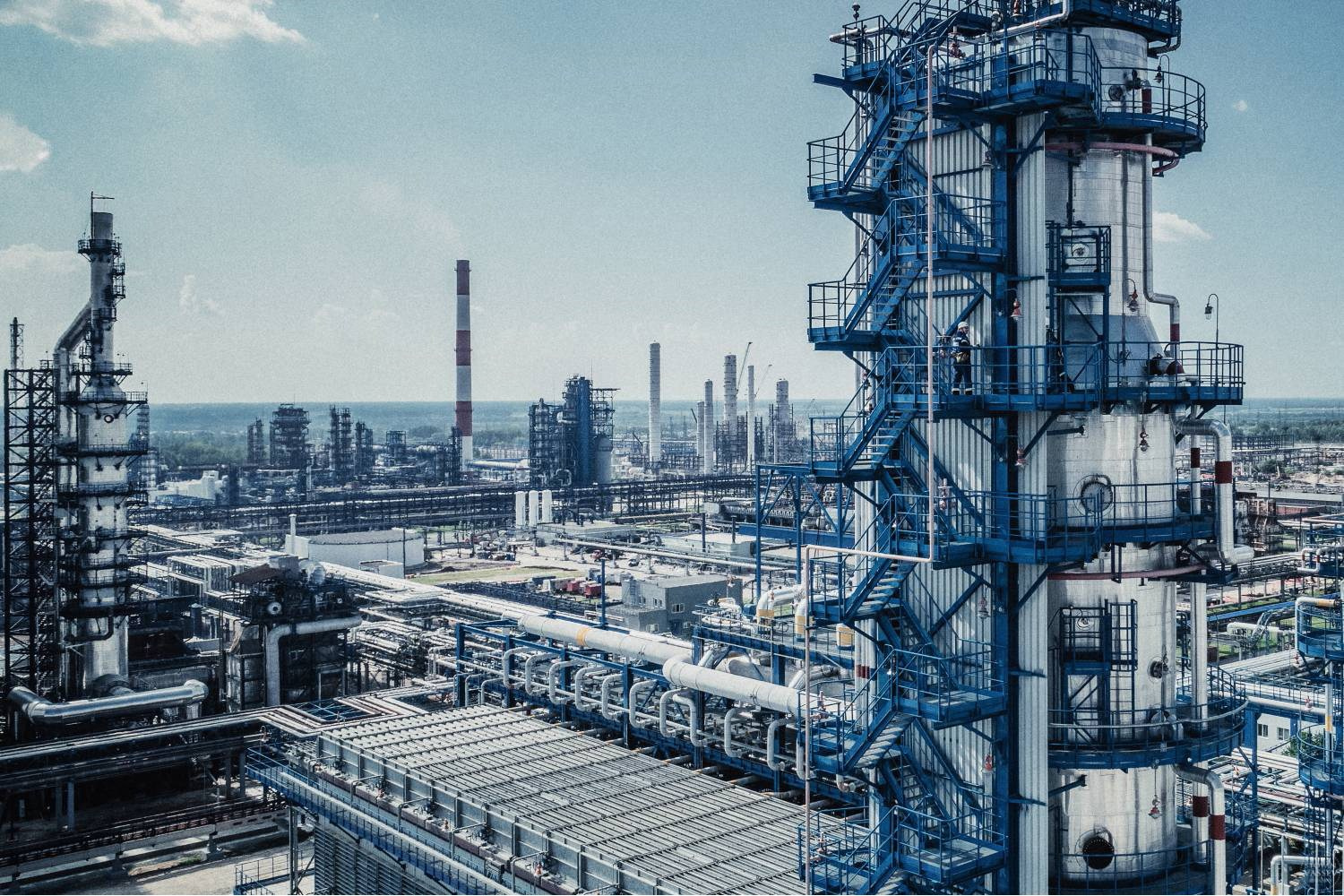 Промышленный фотограф Стоян Васев | Съемка производств и B2B в Москве