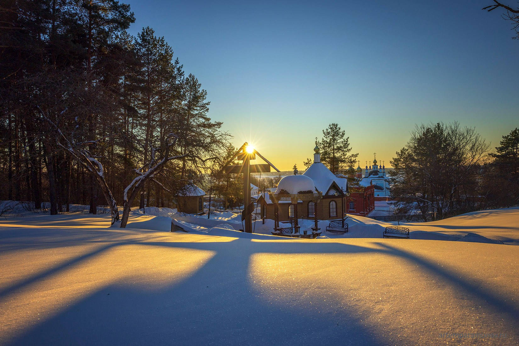 Свято-Введенский Макарьевский Жабынский мужской монастырь. Фотохудожник Артём Парамонов