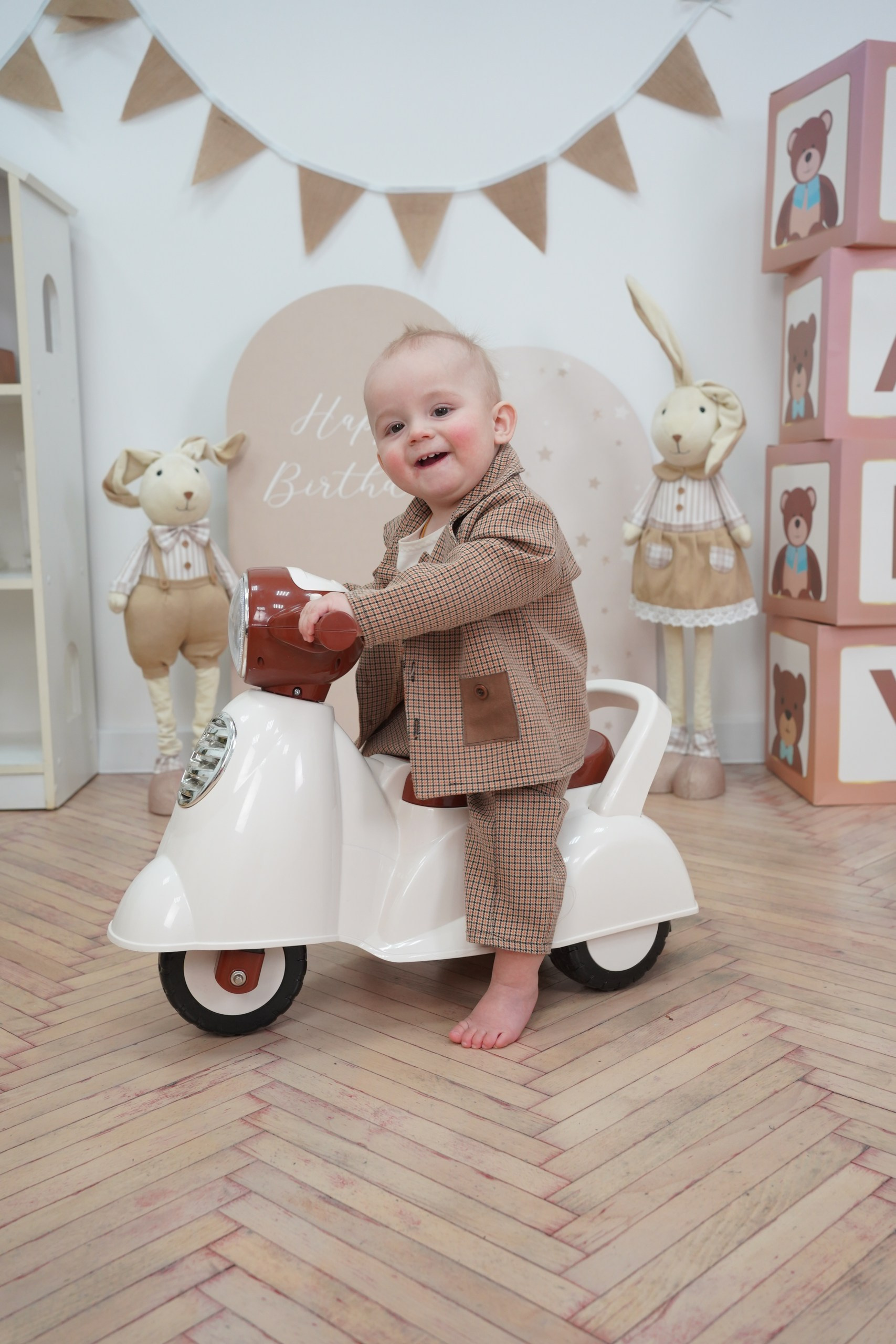 Фотосессия на Годик для Мальчиков. Детская Фотостудия ГОДОВАСИКИ в Санкт-Петербурге фотосесия на годик