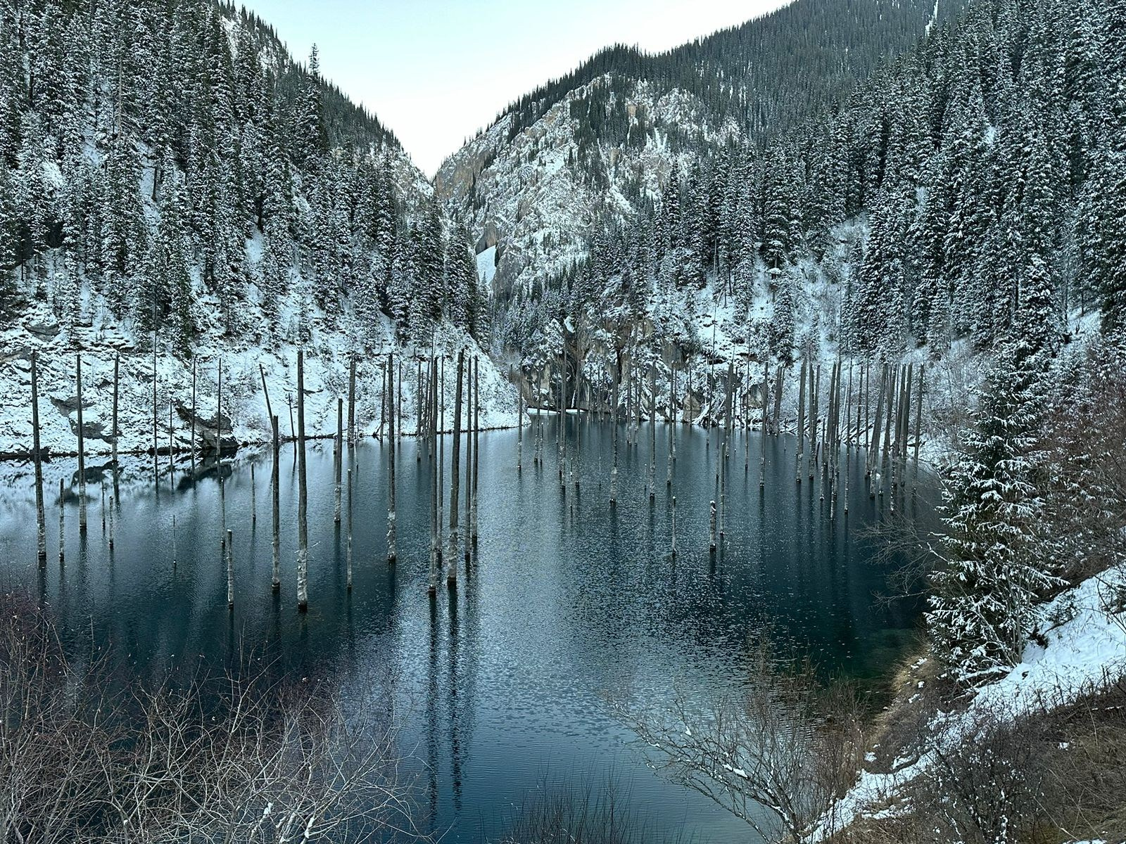 Melon Travel в Алматы: экскурсии и джип туры в Чарынский каньон, озера Каинды, Кольсай, Иссык, национальный парк Алтын Эмель