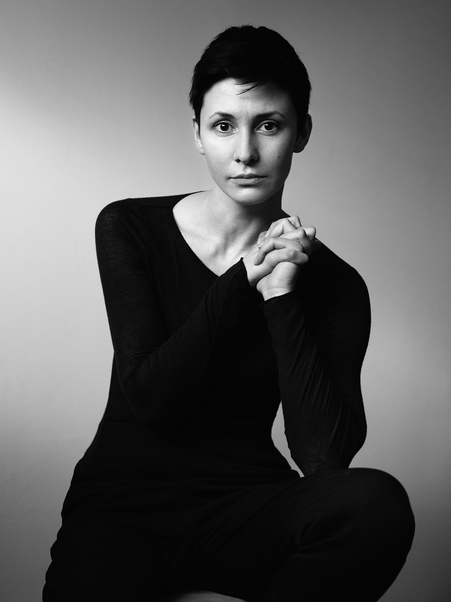 Ч/б портрет актрисы Анны Литкенс. Фотограф: Андрей Троицкий