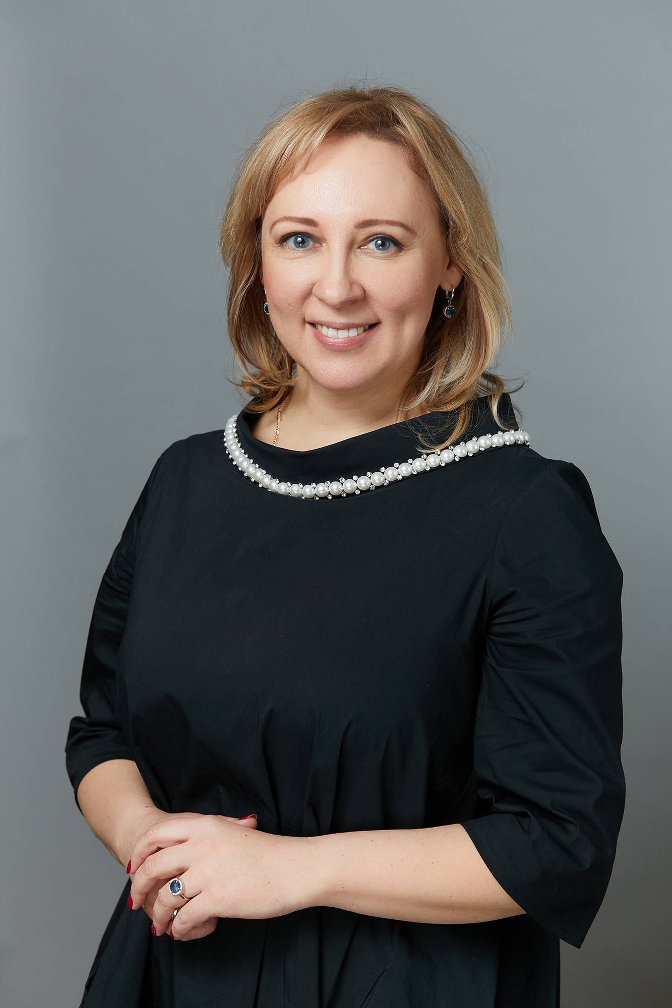 Business portrait photo session Moscow. Advertising, fashion photographer Dima Cube Moscow, Europe