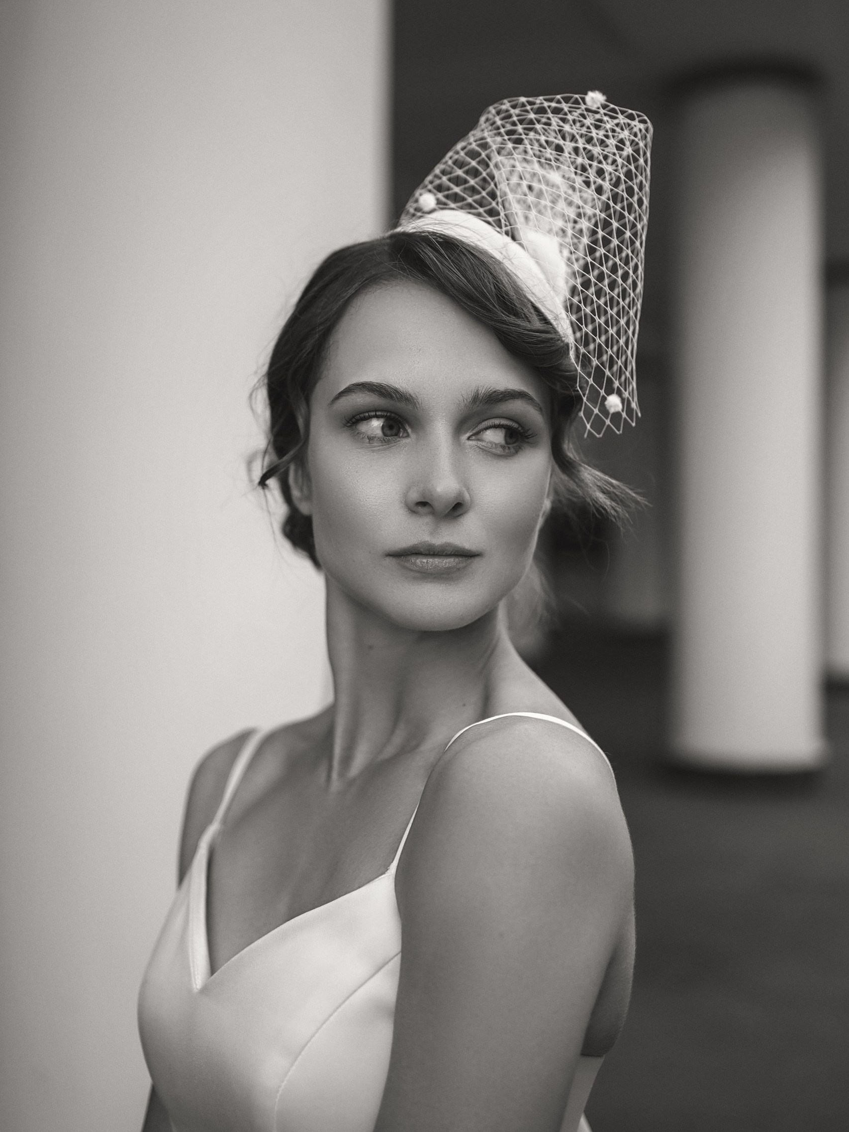 Фотограф и видеограф на свадьбу в Ростове-на-Дону 2026. Профессиональная работа, качественный результат. Свадебный фотограф в Ростове-на-Дону. Таинство Крещения и Венчания, семейные фотосессии. Алёна Чёботова