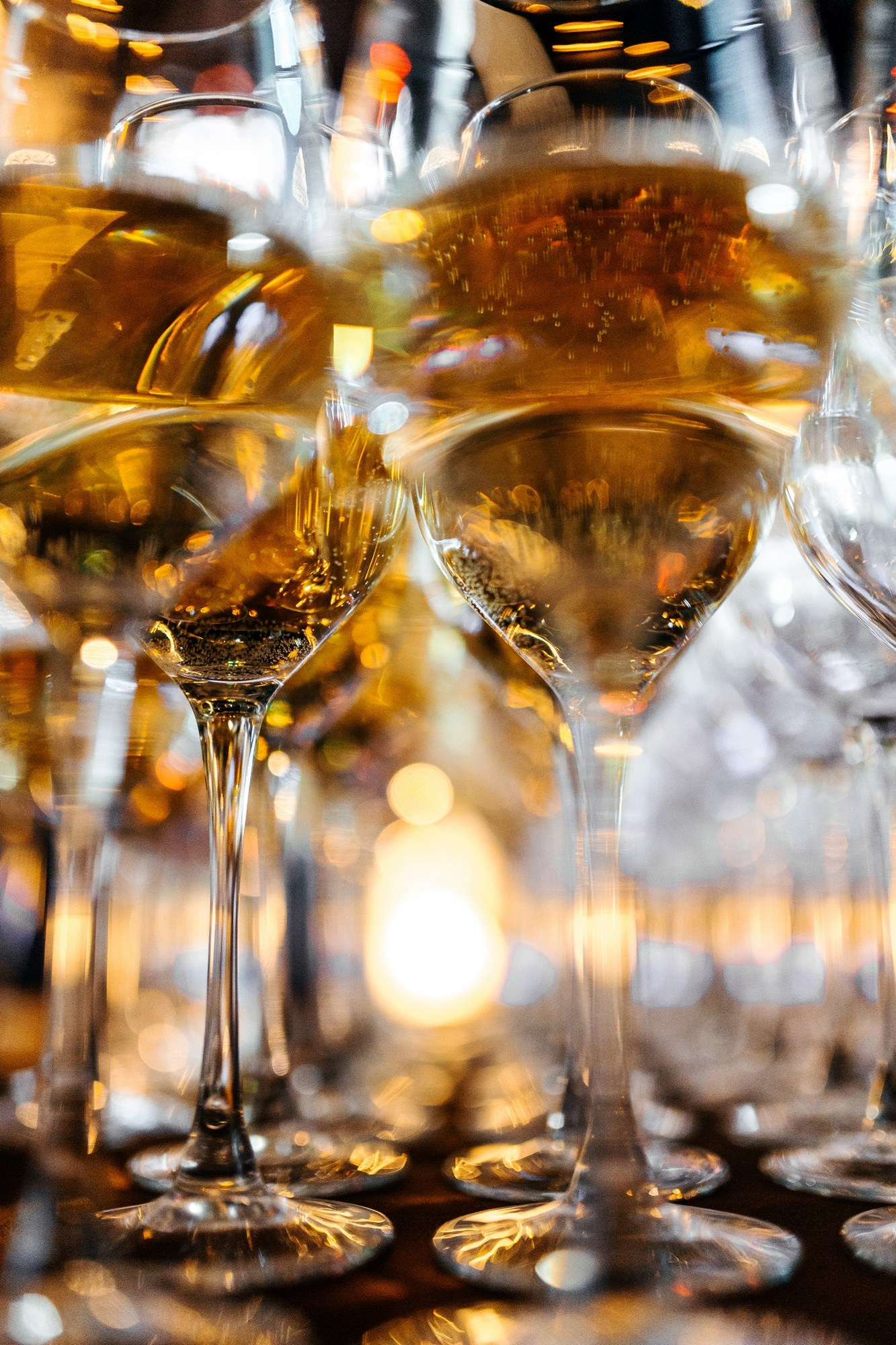 Свадебный фотограф в Москве, заказать профессиональную фотосъёмку — Цены, стоимость услуг фотографа на свадебную фотосессию