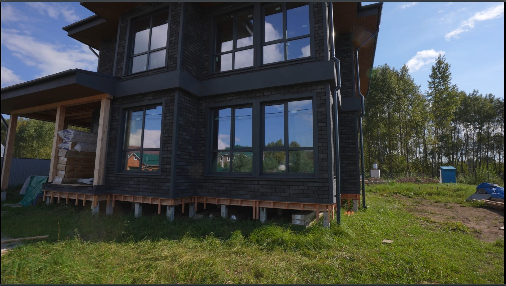 Видео фасада частного дома — монтаж и цветокоррекция | кейс. Фотограф и 3D-визуализатор в Истре — фото, видео, визуализация