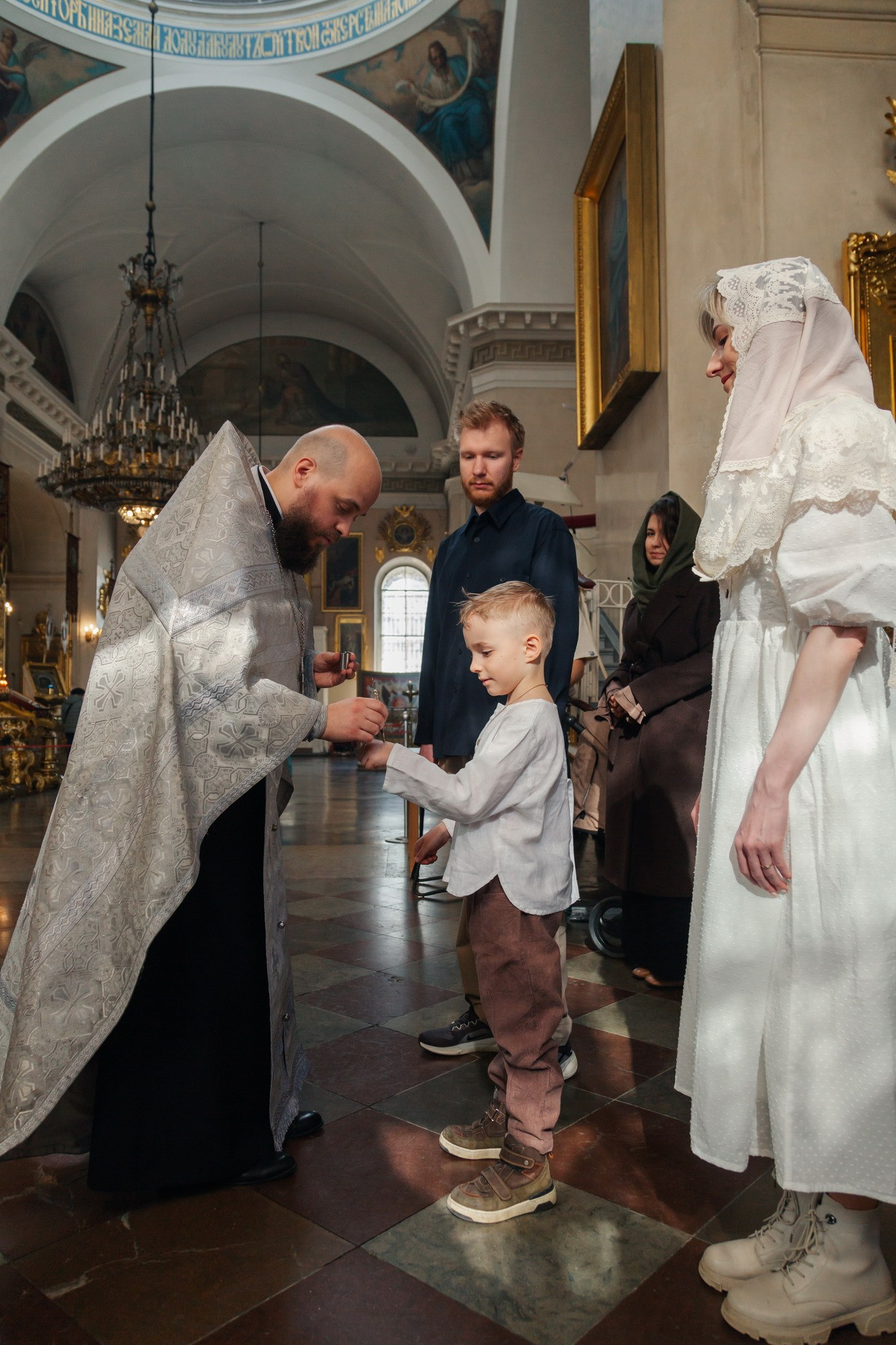 Фотограф на Крещение — Спасо Преображенский собор. Фотограф крещение венчание в Петербурге! Помогает подобрать храм и посоветовал душевного батюшку в СПб