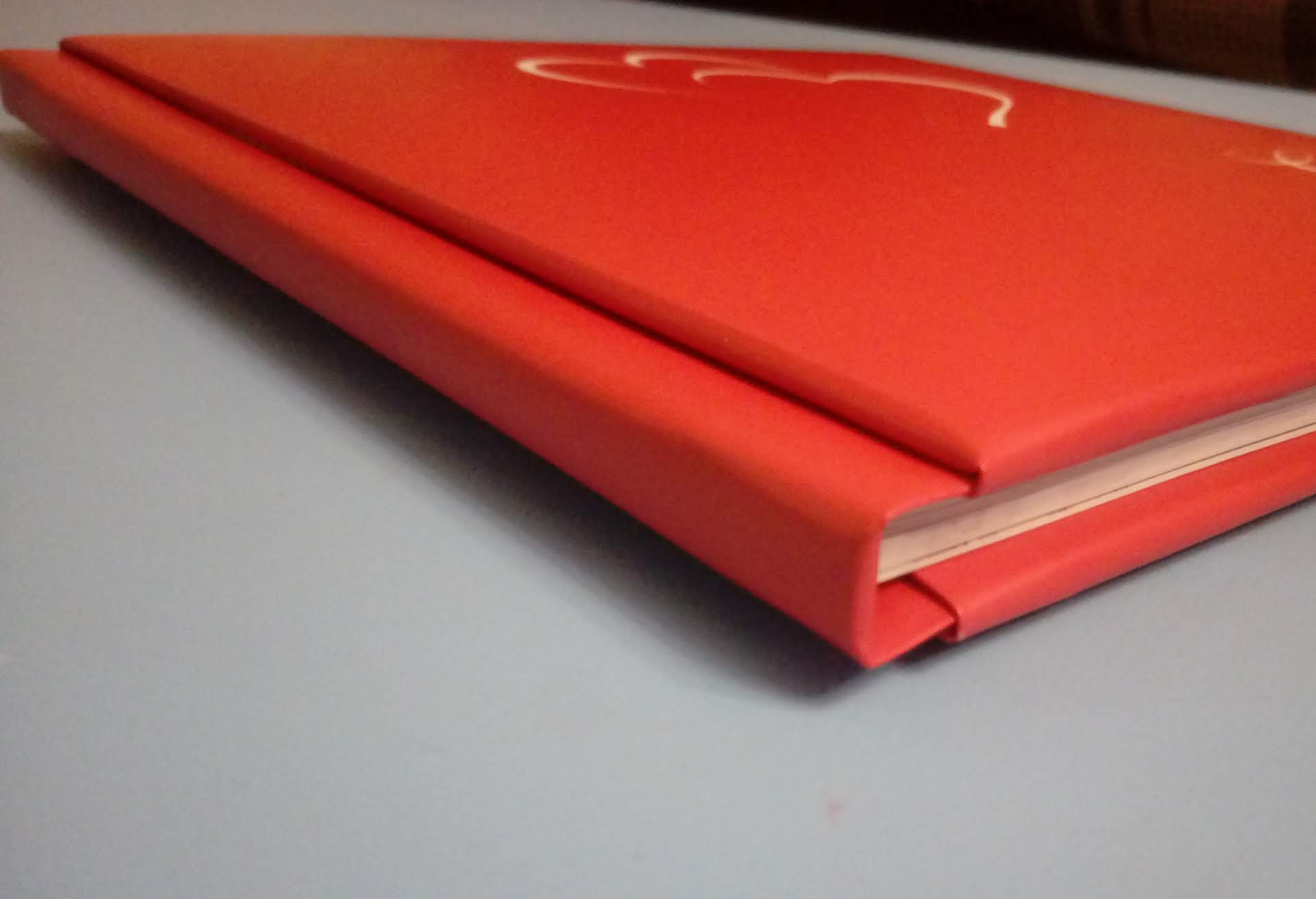 Заказать свадебную фотокнигу. Стильные выпускные альбомы в Старом Осколе. Свадебные фотокниги