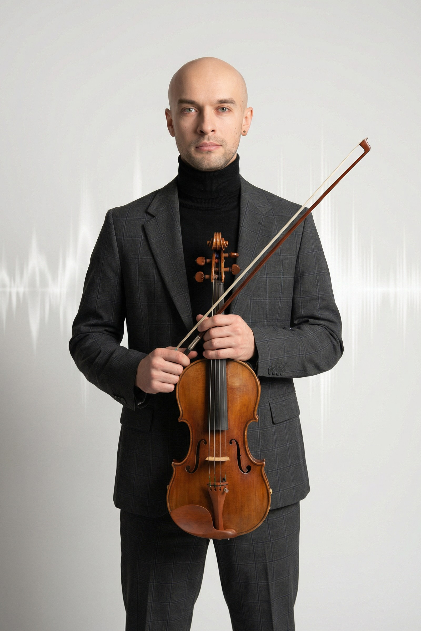 ИИ портрет музыканта со скрипкой — студийный имиджевый кадр для сайта, афиш и профессионального продвижения