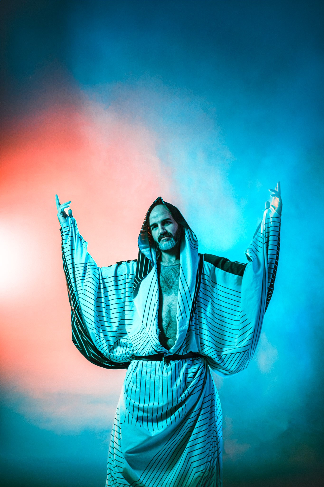 Works. Фотограф с цветным светом и оператор в Москве | Лиля Кичигина