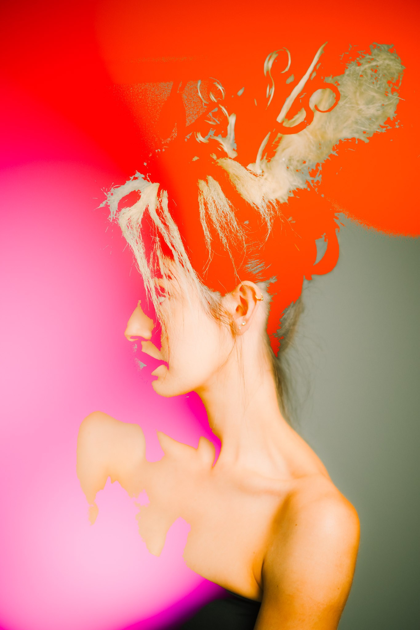 Works. Фотограф с цветным светом и оператор в Москве | Лиля Кичигина