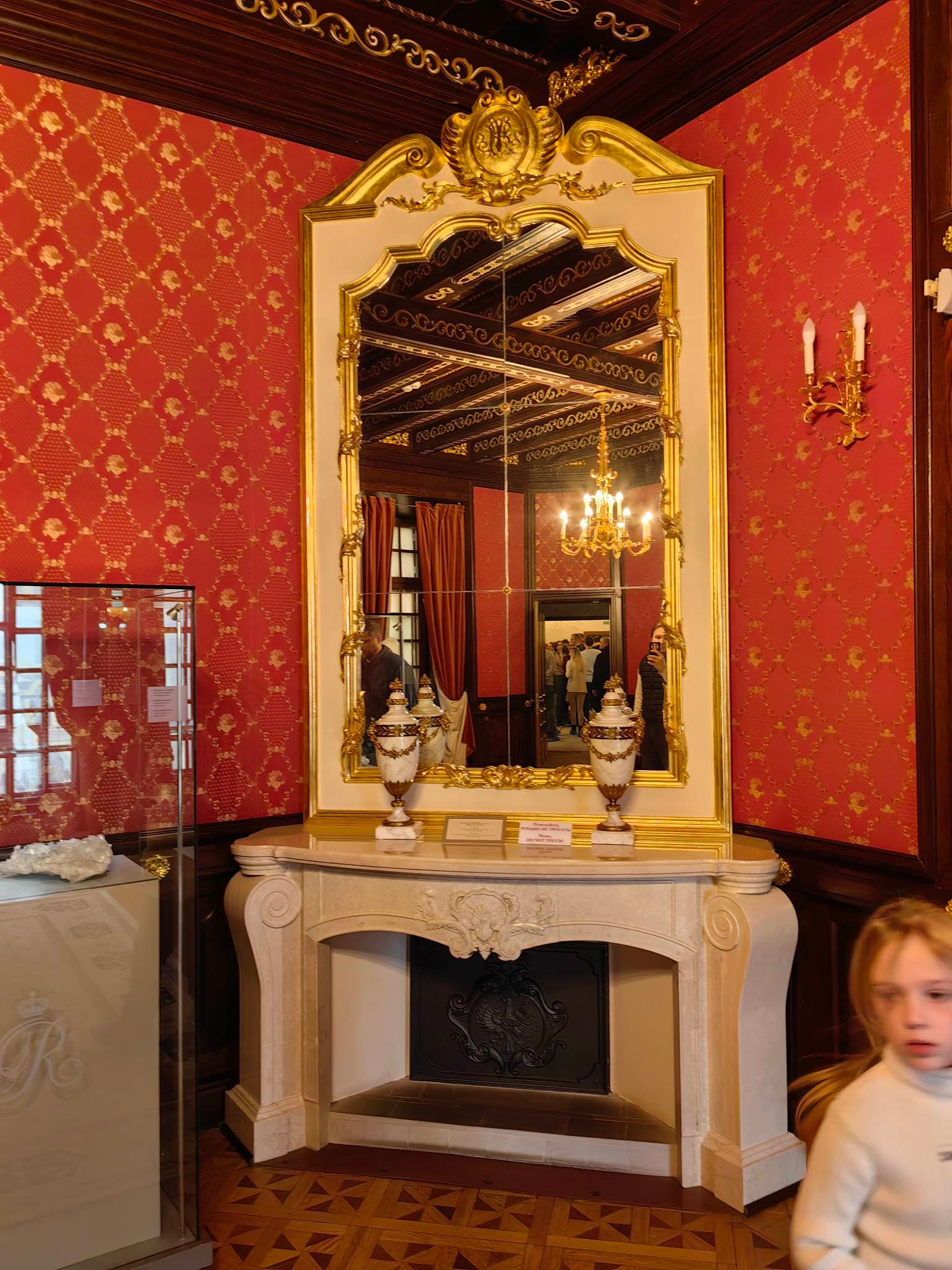 Каминные печи замка Несвиж