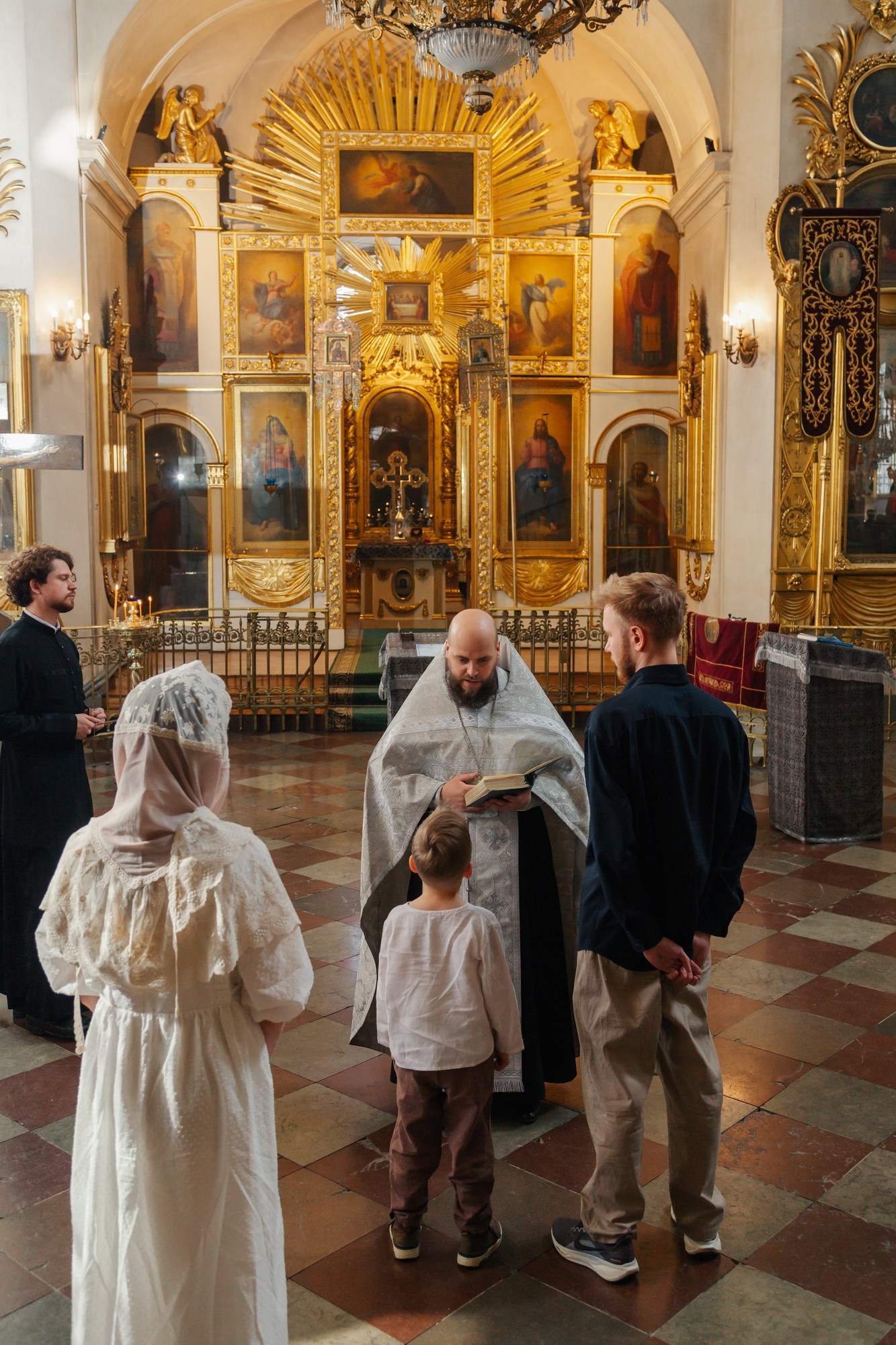 Фотограф на Крещение — Спасо Преображенский собор. Фотограф крещение венчание в Петербурге! Помогает подобрать храм и посоветовал душевного батюшку в СПб