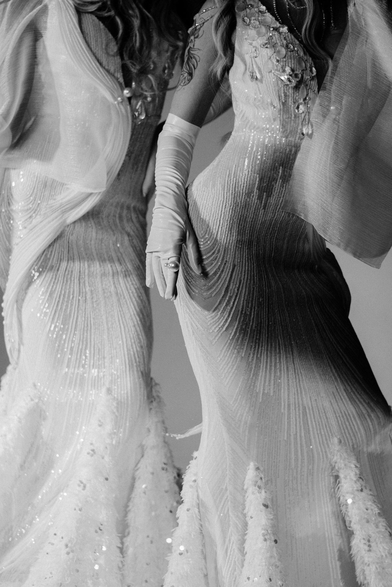 Арт-фотосессия с синим светом на циклораме. Портретный фотограф Тюмень Дарья Мустафина