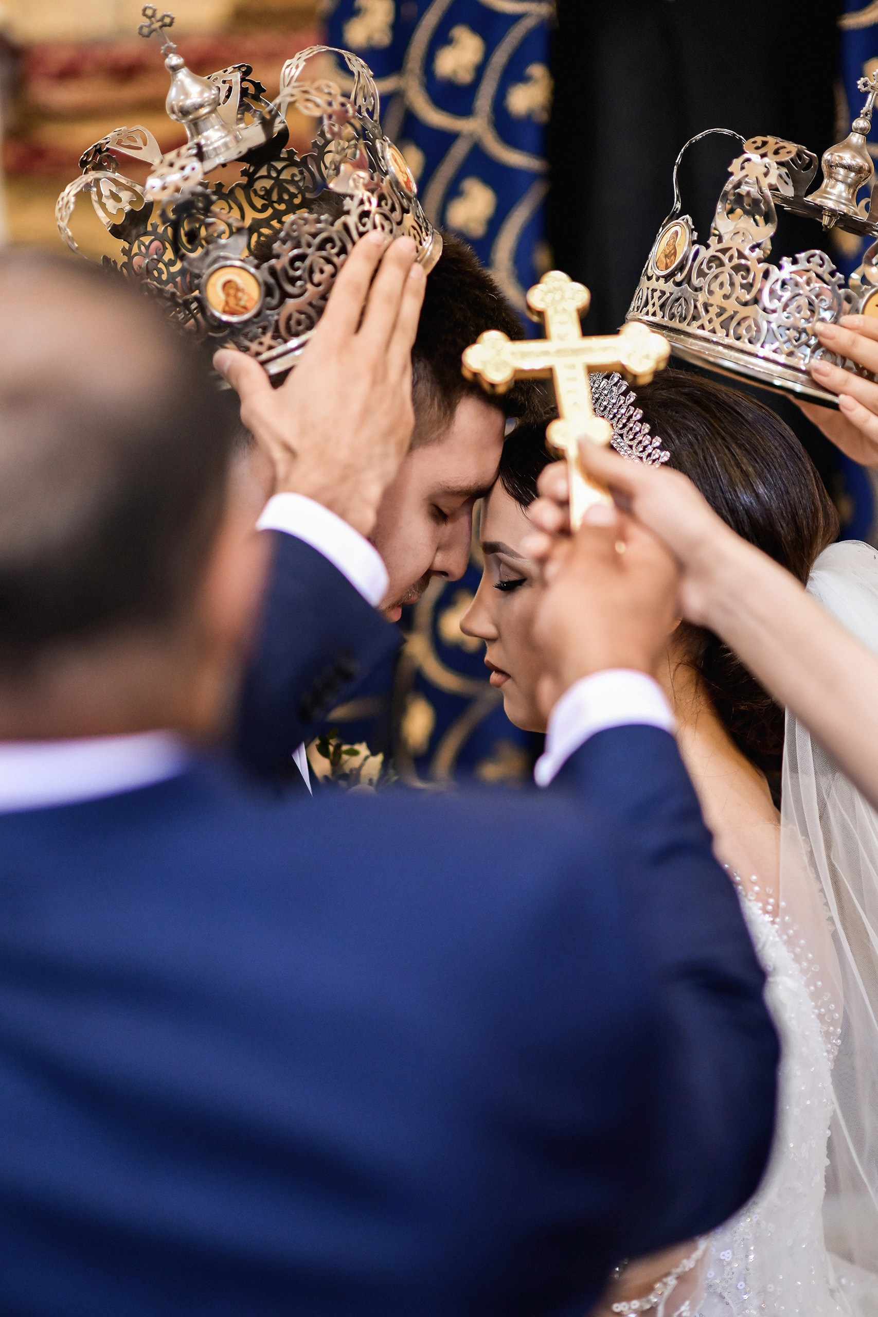 Венчание в армянской церкви Святого Саркиса: фотограф на таинство. 📸 Свадебный и семейный фотограф в Красноярске Тихомиров Евгений | 17 лет опыта | 800+ свадеб