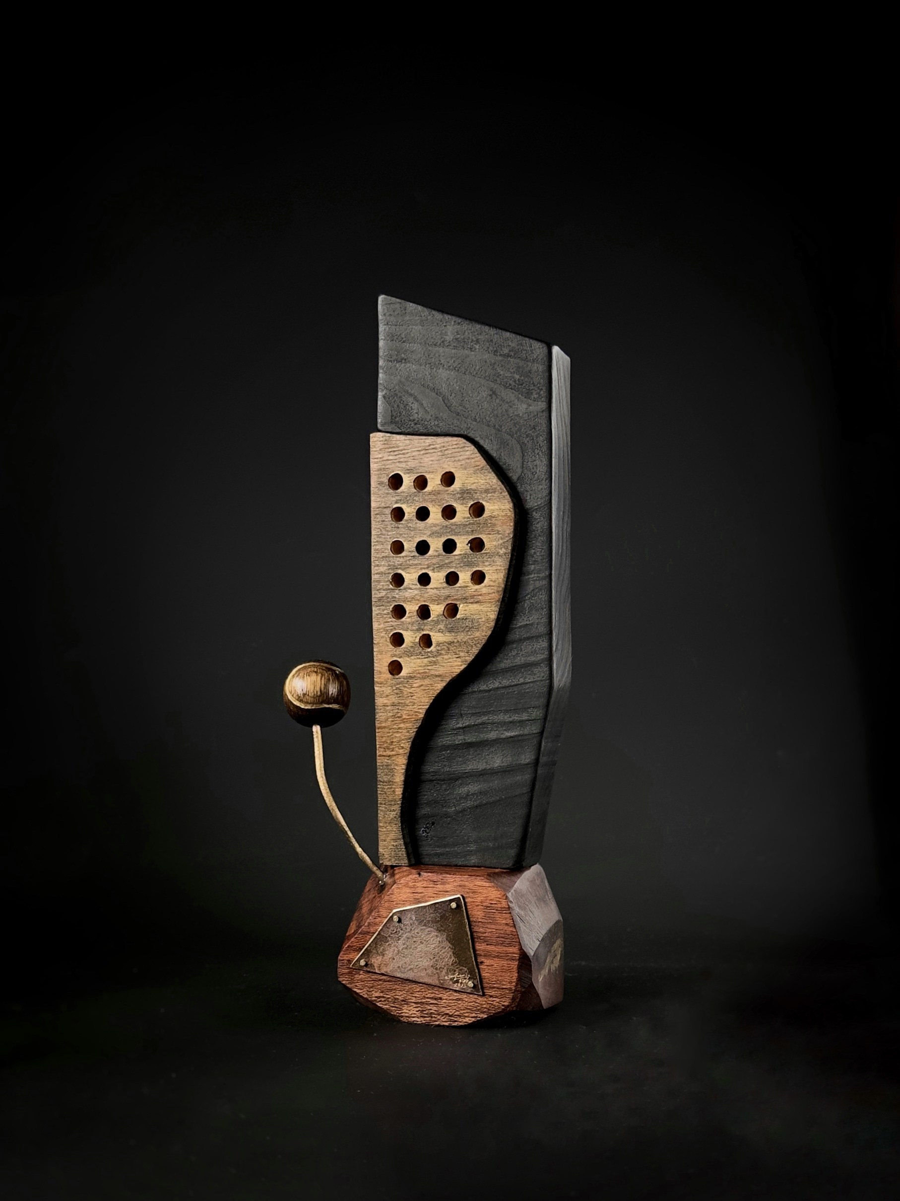 Duo-shift. Art Objects with Meaning | Contemporary Sculptures & Unique Collectible Design