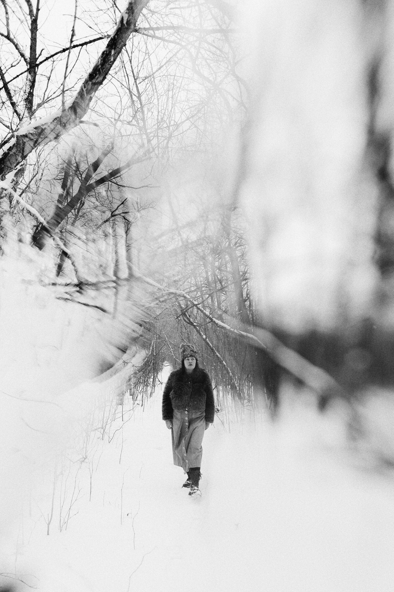 Зимняя фотосессия в Затюменском парке (Тюмень) | Художественная съемка от Daria Mars. Портретный фотограф Тюмень Дарья Мустафина