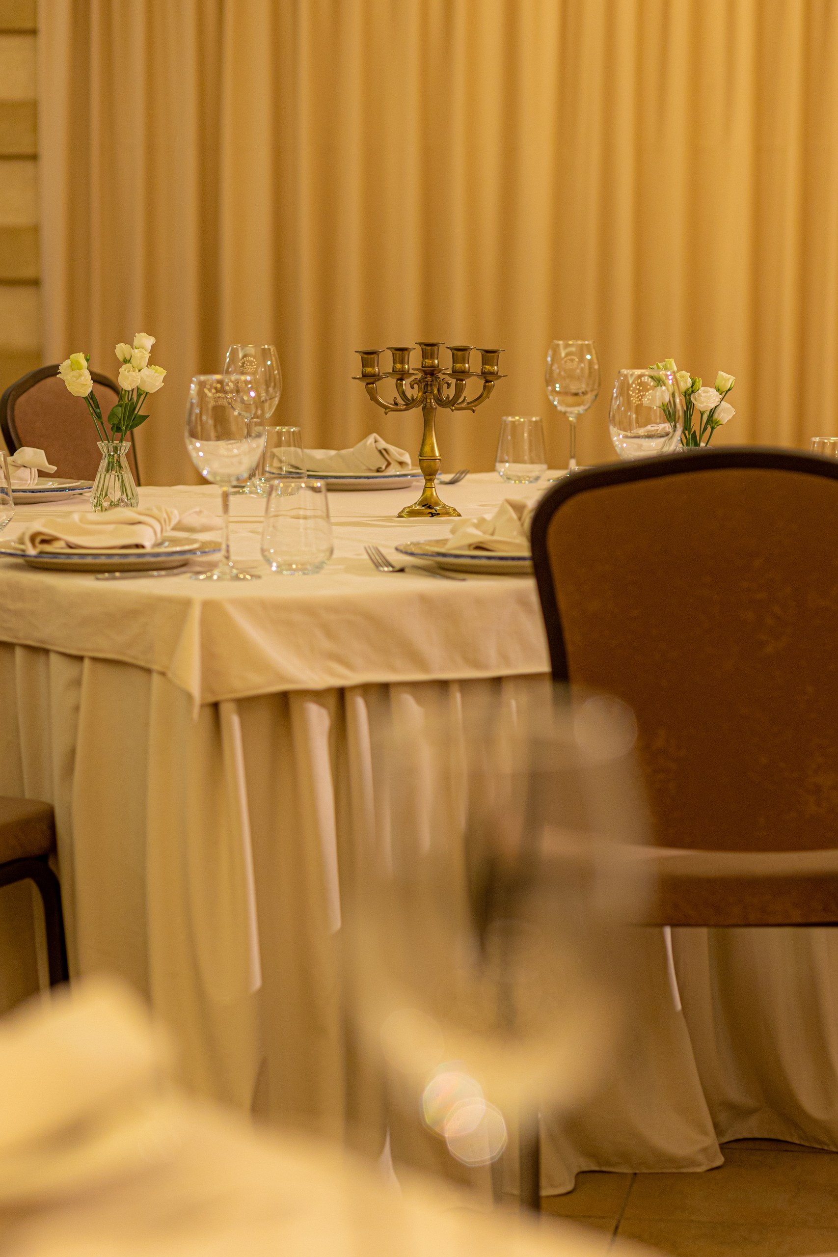 Банкетный зал ресторана Дача. Фотограф в Оренбурге. Профессиональный фотограф