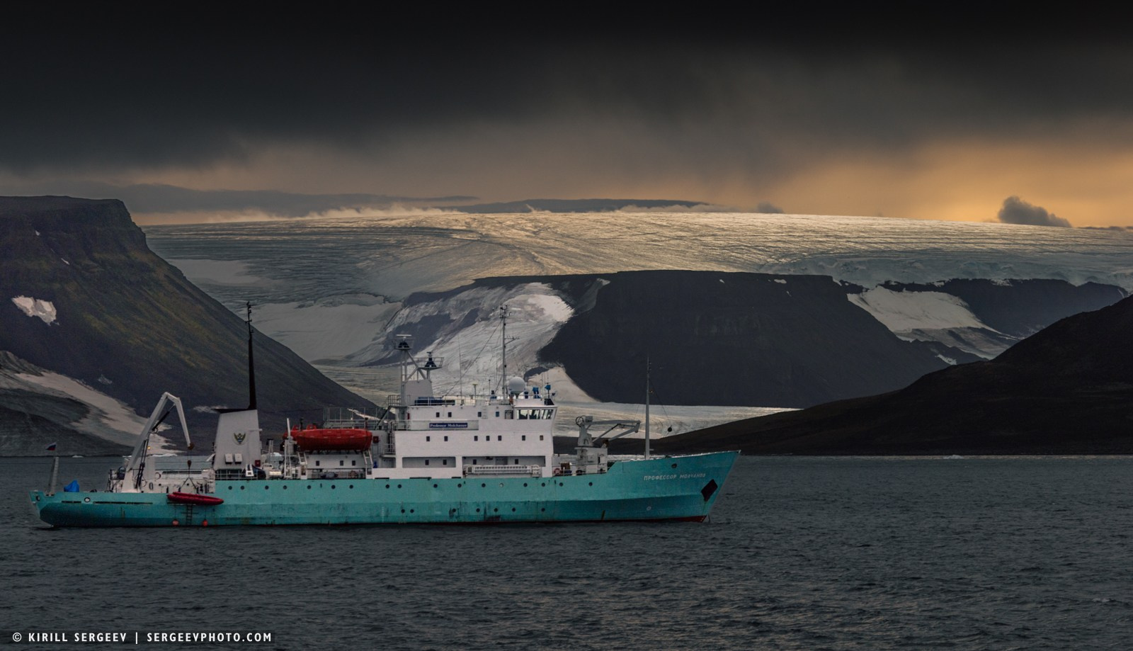 北極奧德賽. 攝影師 基里爾·謝爾蓋耶夫 |莫斯科