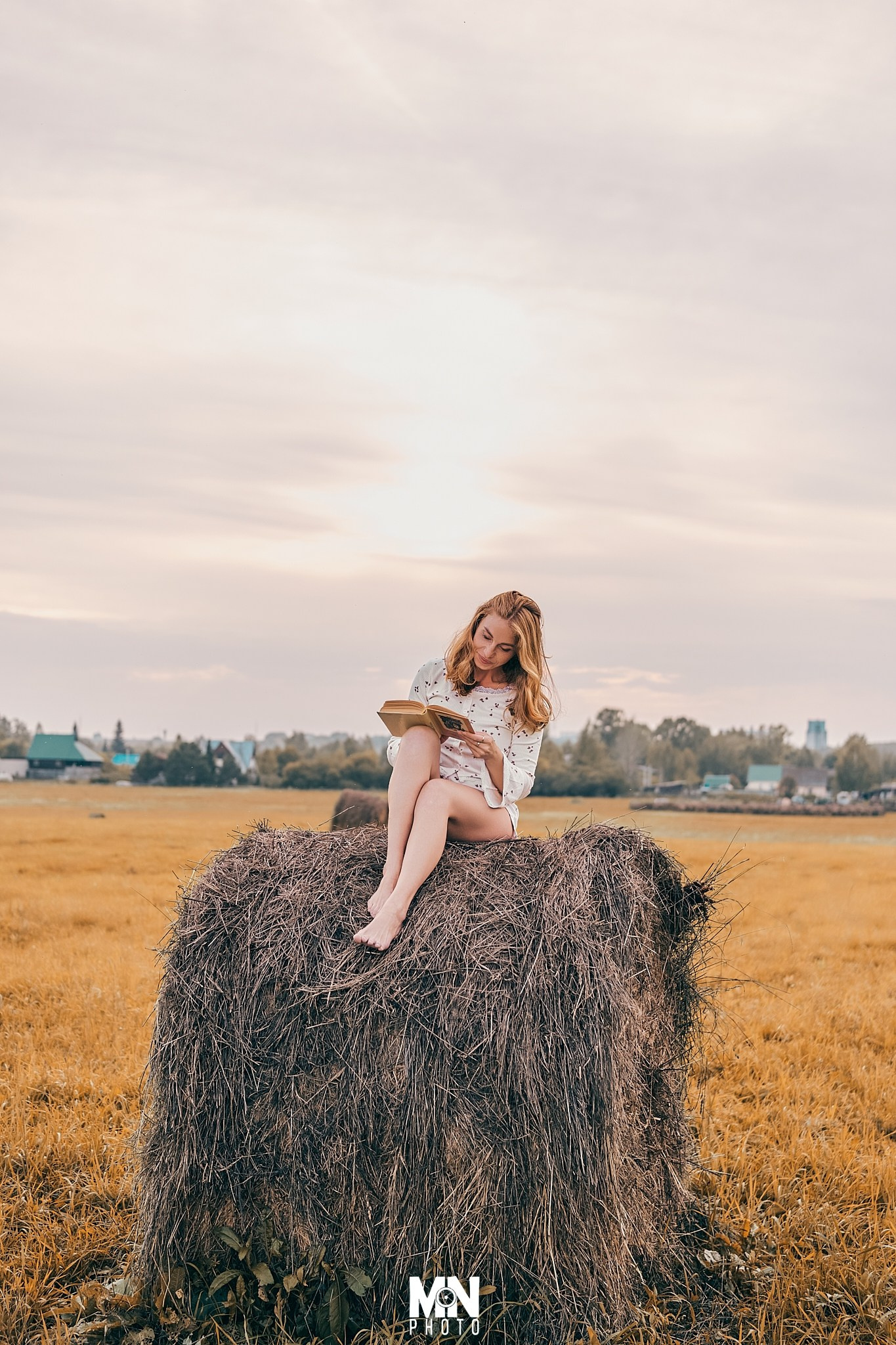 Никита Максимов: Ваш надежный фотограф в Междуреченске: Запечатлеем лучшие моменты вашей жизни вместе!