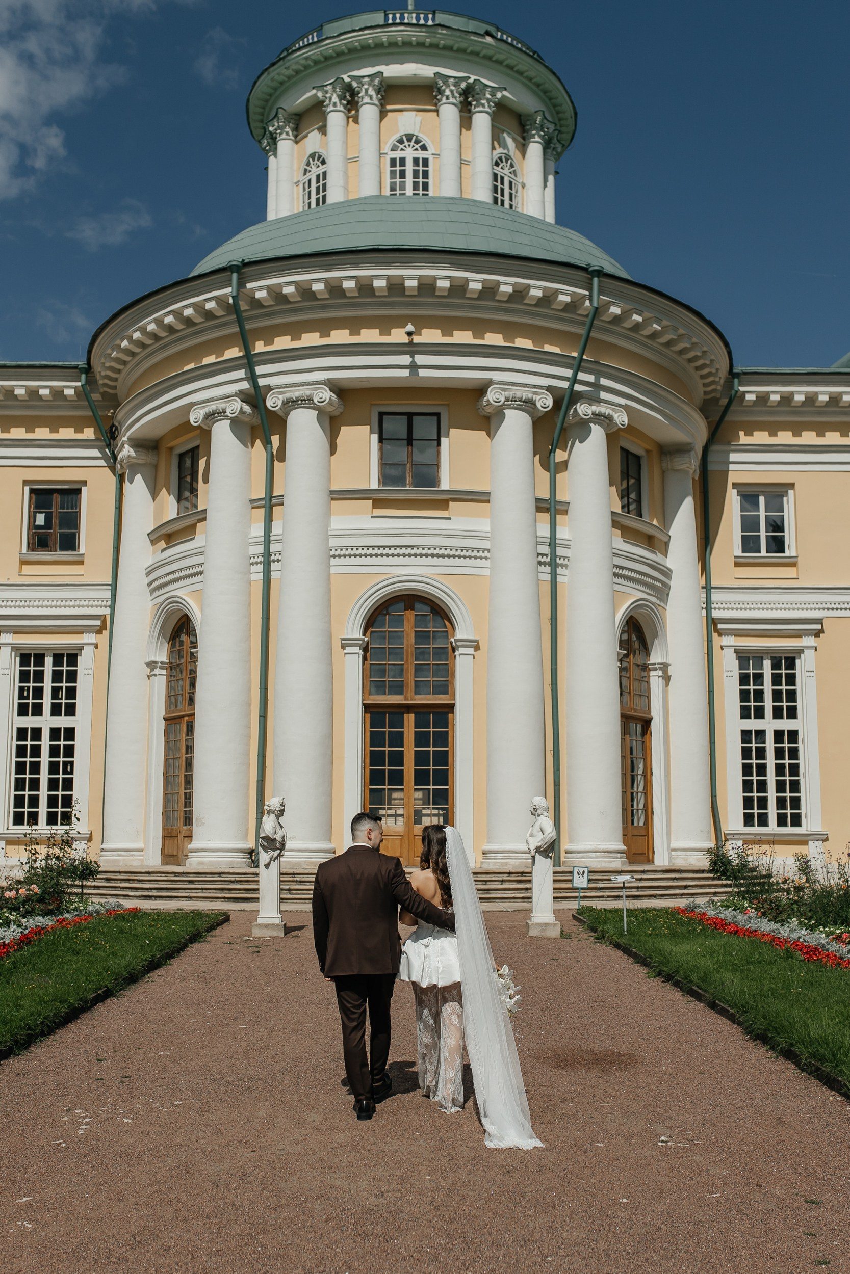 Свадебная прогулка в усадьбе Архангельское