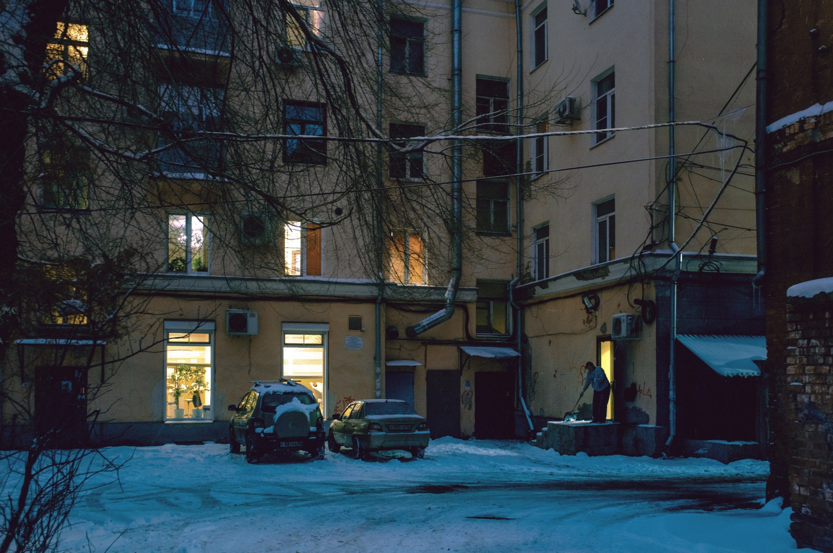 Зима уходящая. Руслан Шувалов (поэтограф)