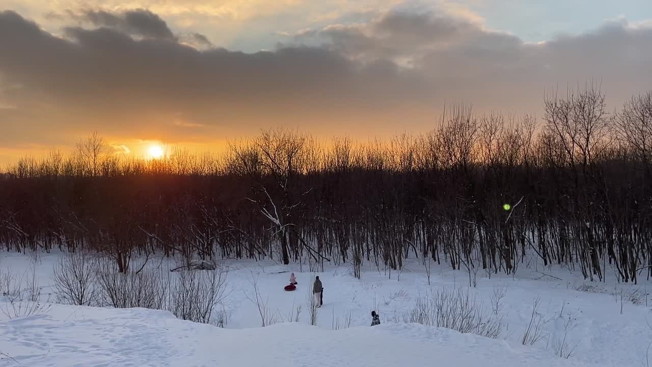 Видео: Город Железнодорожный — микрорайон Балашихи. Проект «Фотокладовка»: блог уличной фотографии в формате street photo