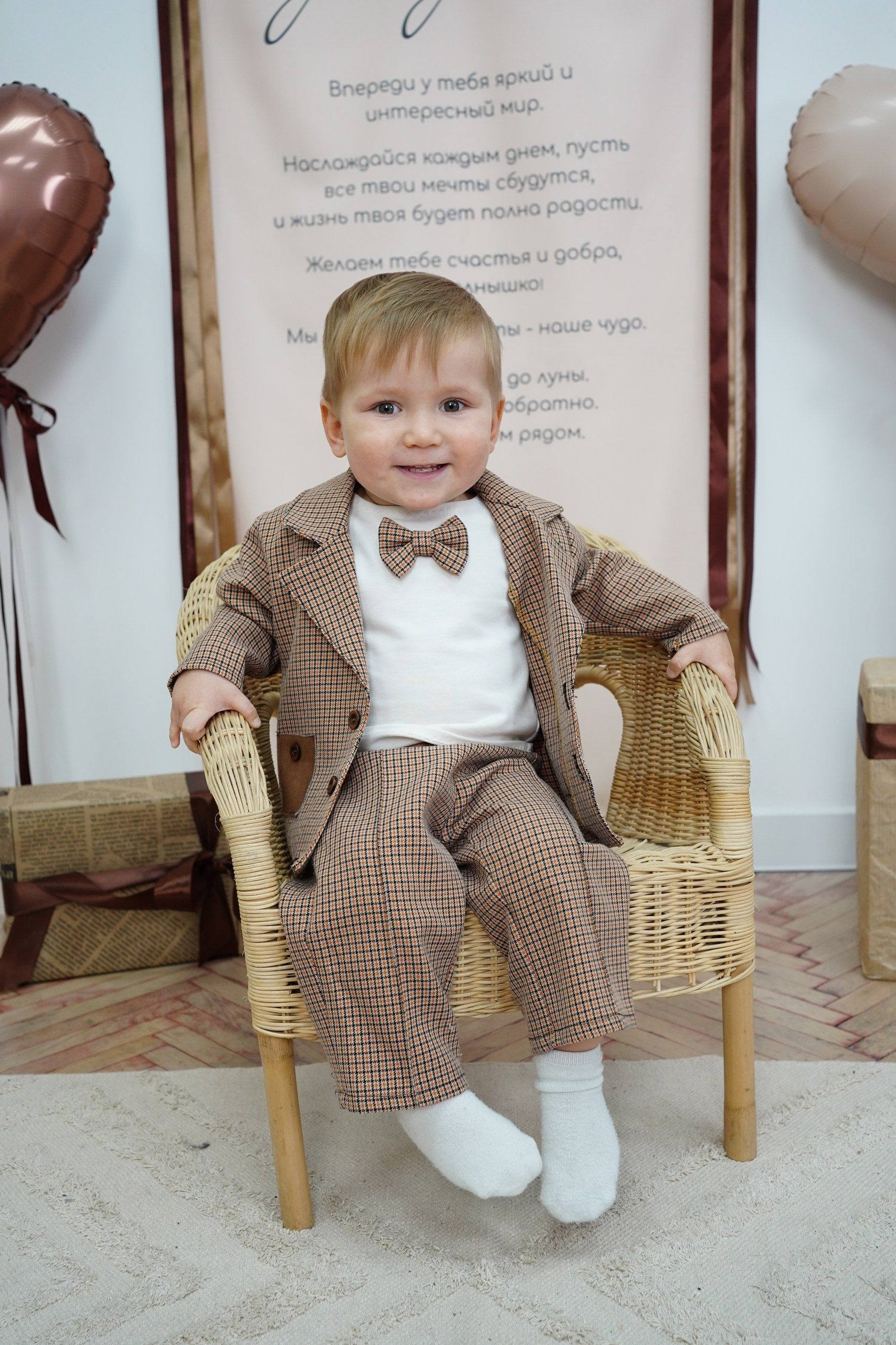 Наши Новые Фотозоны. Детская Фотостудия ГОДОВАСИКИ в Санкт-Петербурге фотосесия на годик