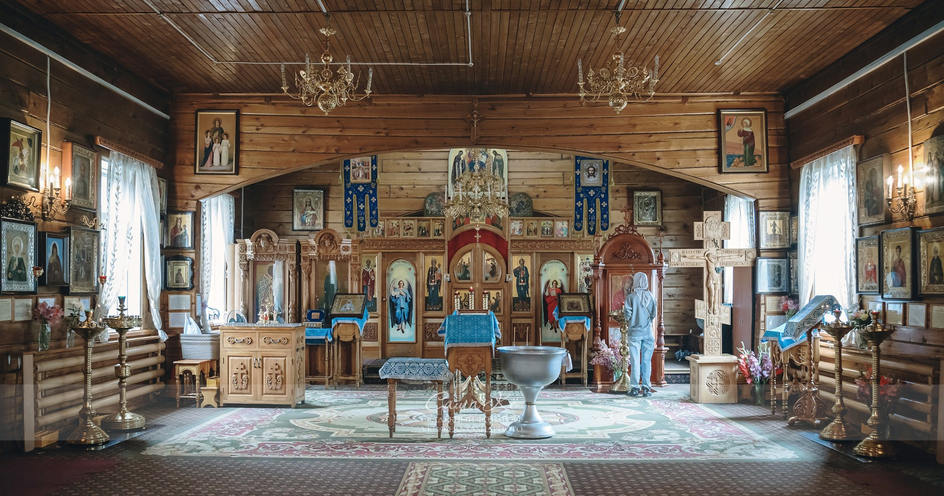 Крещение в Соборе божьей матери Новосибирск. Свадебный, семейный и event фотограф в Новосибирске и Новосибирской области Саша Кё