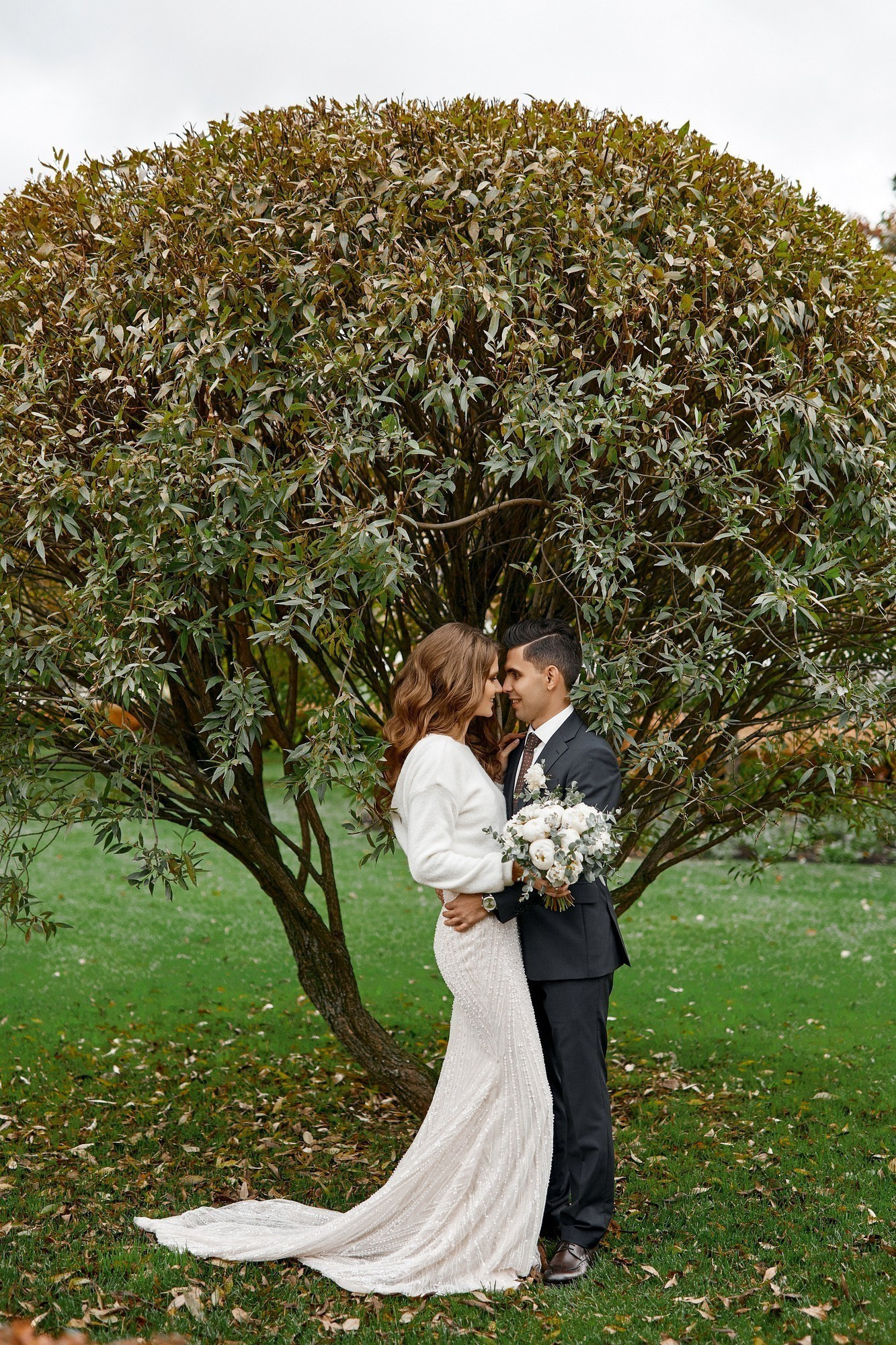 Свадебный фотограф в Москве, заказать профессиональную фотосъёмку — Цены, стоимость услуг фотографа на свадебную фотосессию