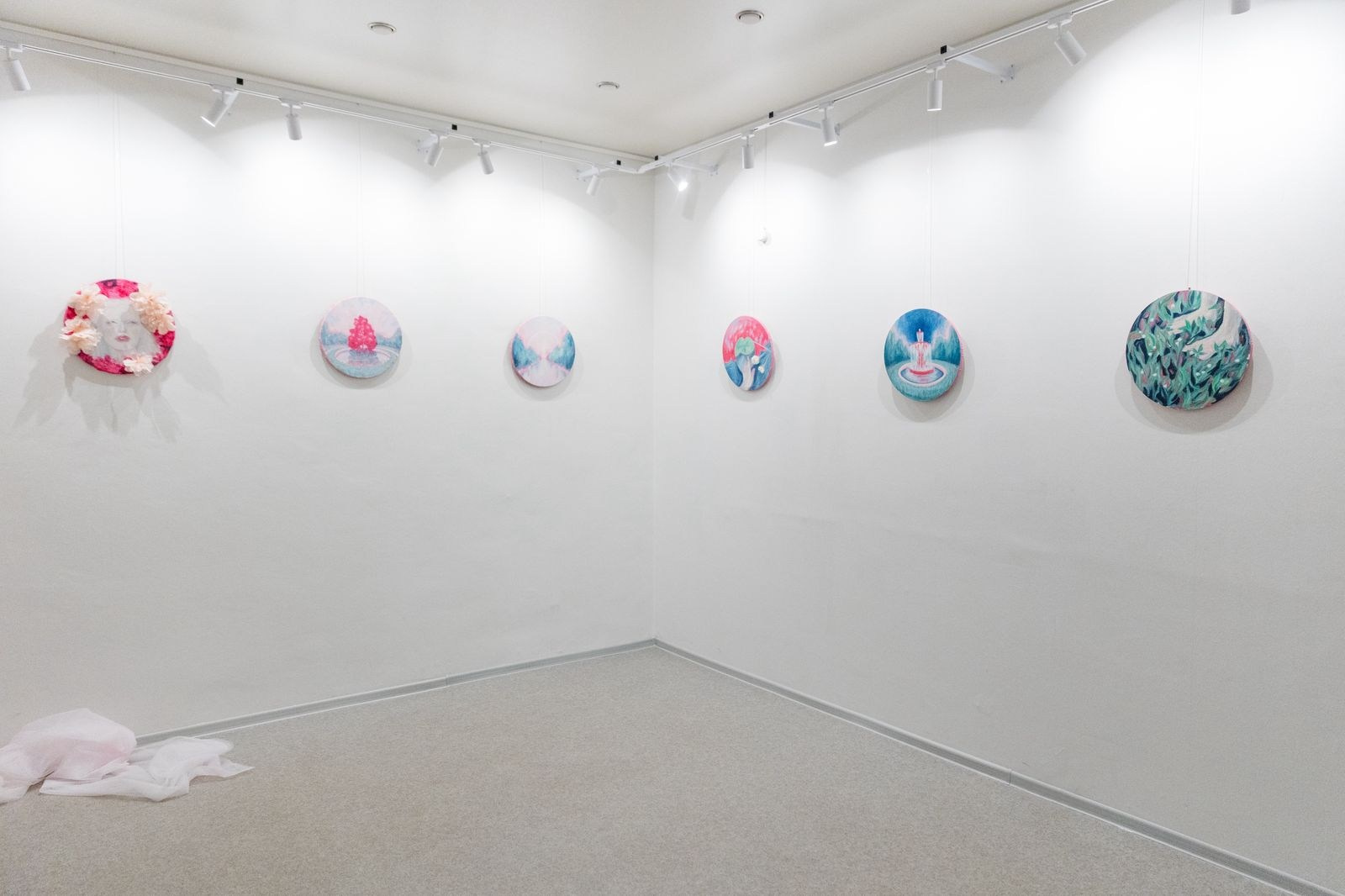 7 минут в раю. Елизавета Иванова — независимый куратор, культуролог, исследователь художественных практик, художник