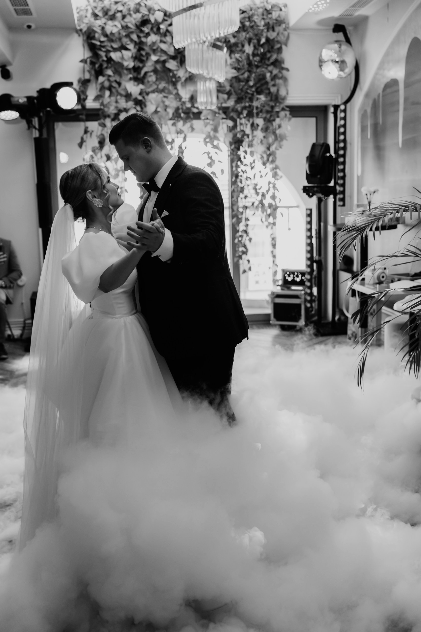 WEDDING. Фотограф, который снимает любовь в Санкт-Петербурге и Череповце