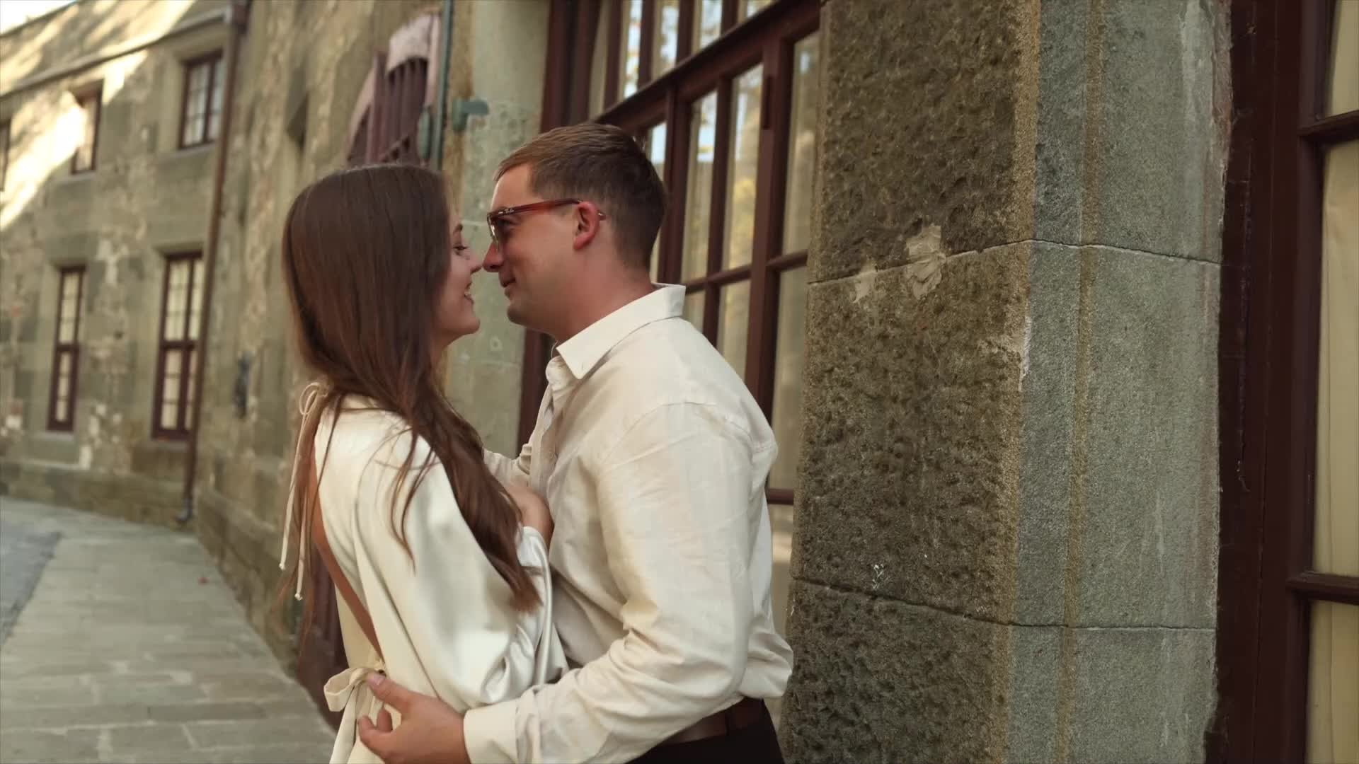 ВИДЕО УСЛУГИ. Свадебный и портретный фотограф. Видеограф на Свадьбу. Севастополь, Ялта, Симферополь, Крым