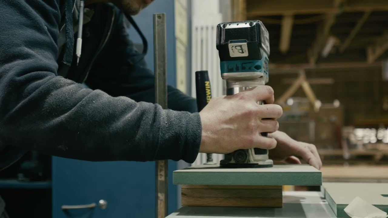 УСЛУГИ. Visual artist Daniil Kontorovich