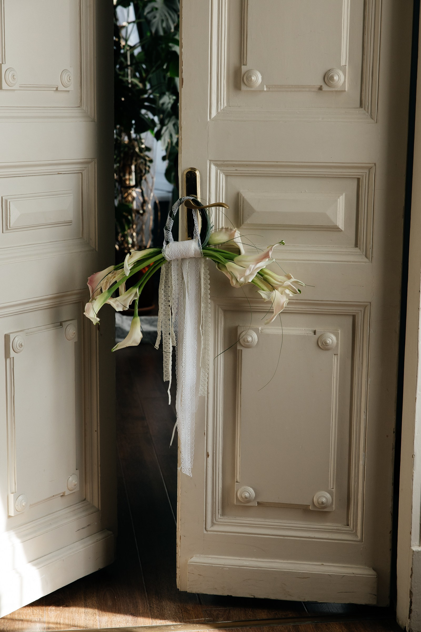 Свадебная фотосессия в усадьбе Середниково. Свадебный фотограф в Москве Элина Ларченкова. Фото, которые цепляют