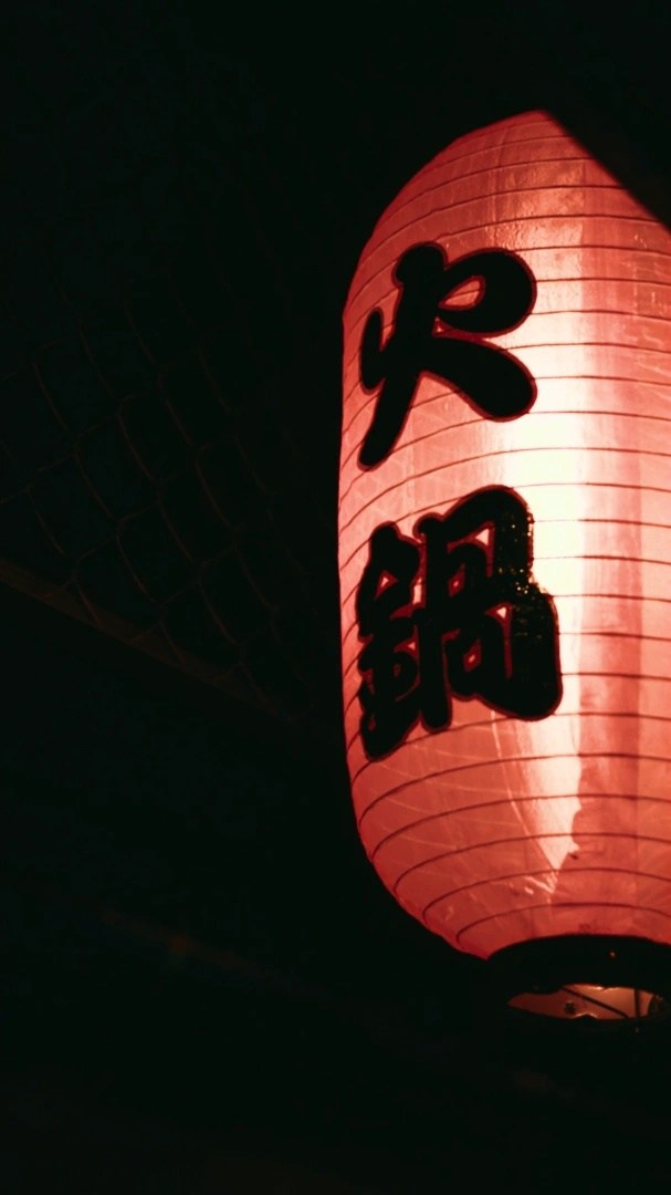 Съёмка мероприятий. Профессиональный видеограф в Москве — Ярослав Сергеев. Видеосъёмка под ключ: монтаж, цветокоррекция, саунд-дизайн, креативные видео