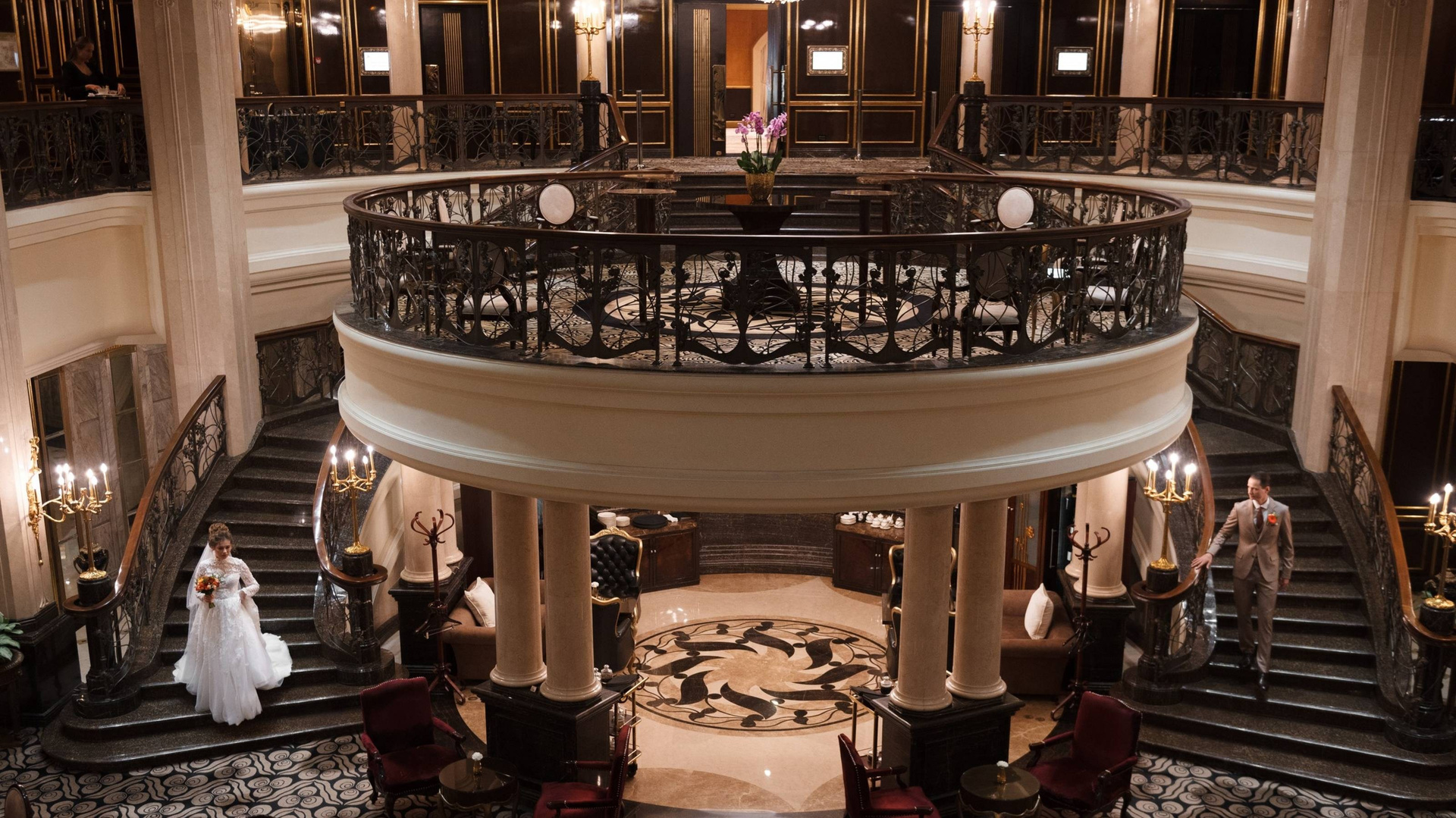 Организация свадьбы, корпоратива, юбилея на веранде в Якушево. Банкетный зал Веранда в Якушево у озера для свадеб, юбилеев, корпоративов. Официальный сайт