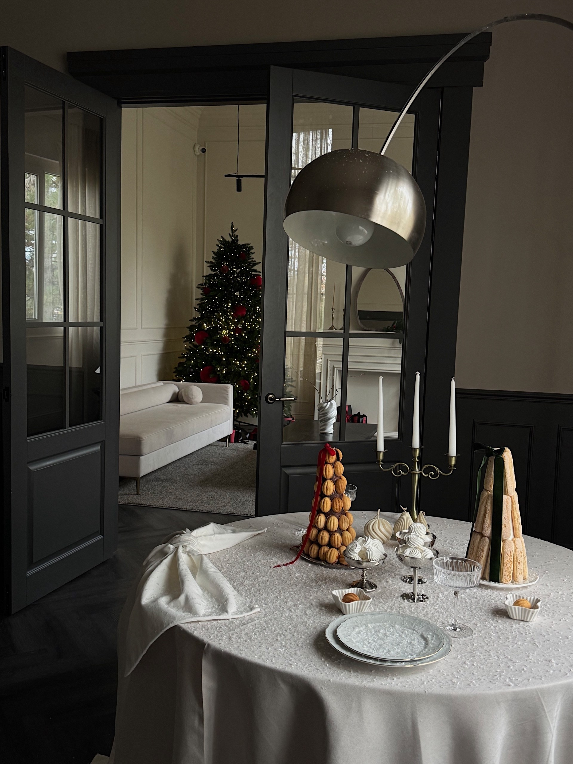 Лучшие Фотостудии Симферополя - топ-мета для сьемки в 2025. Профессиональная фотосъемка в Крыму. Натуральные эмоции и живые кадры. Забронируйте дату прямо сейчас!