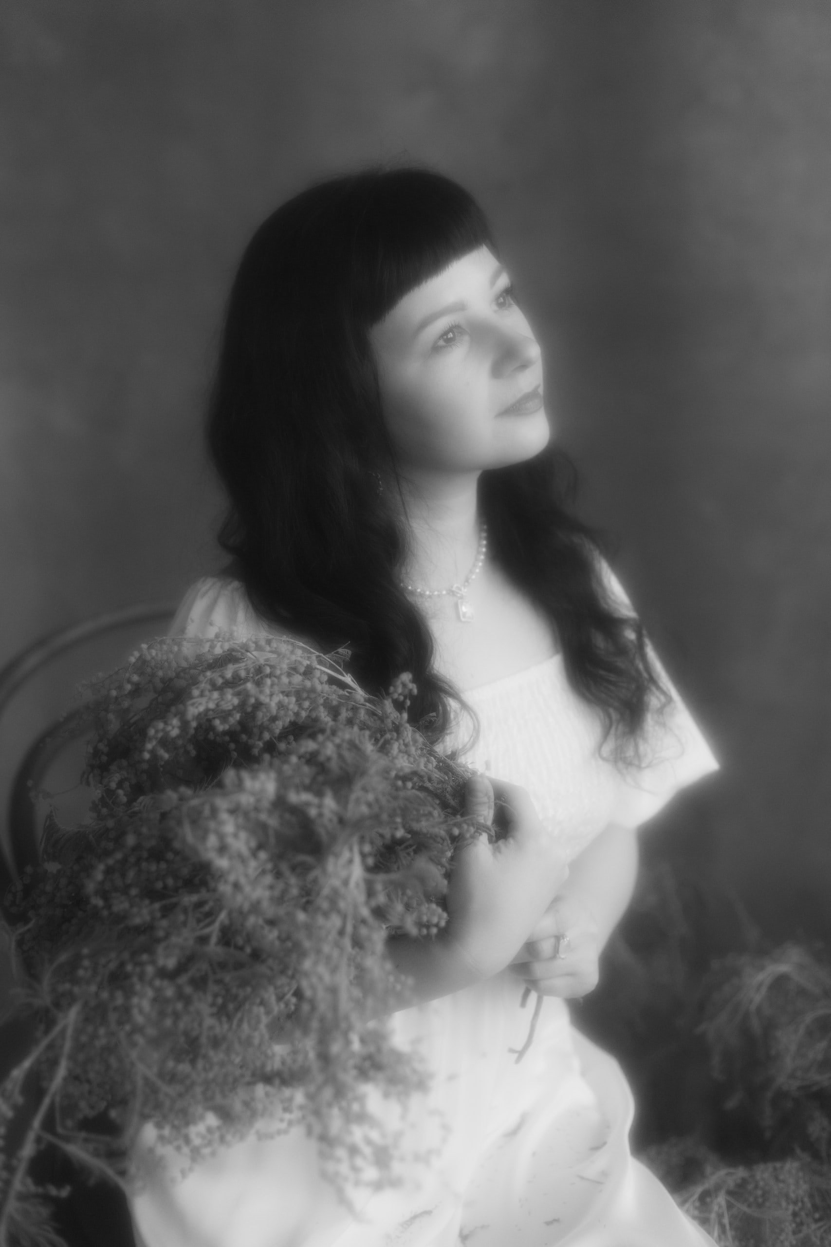 Женский портрет чб в студии Спб