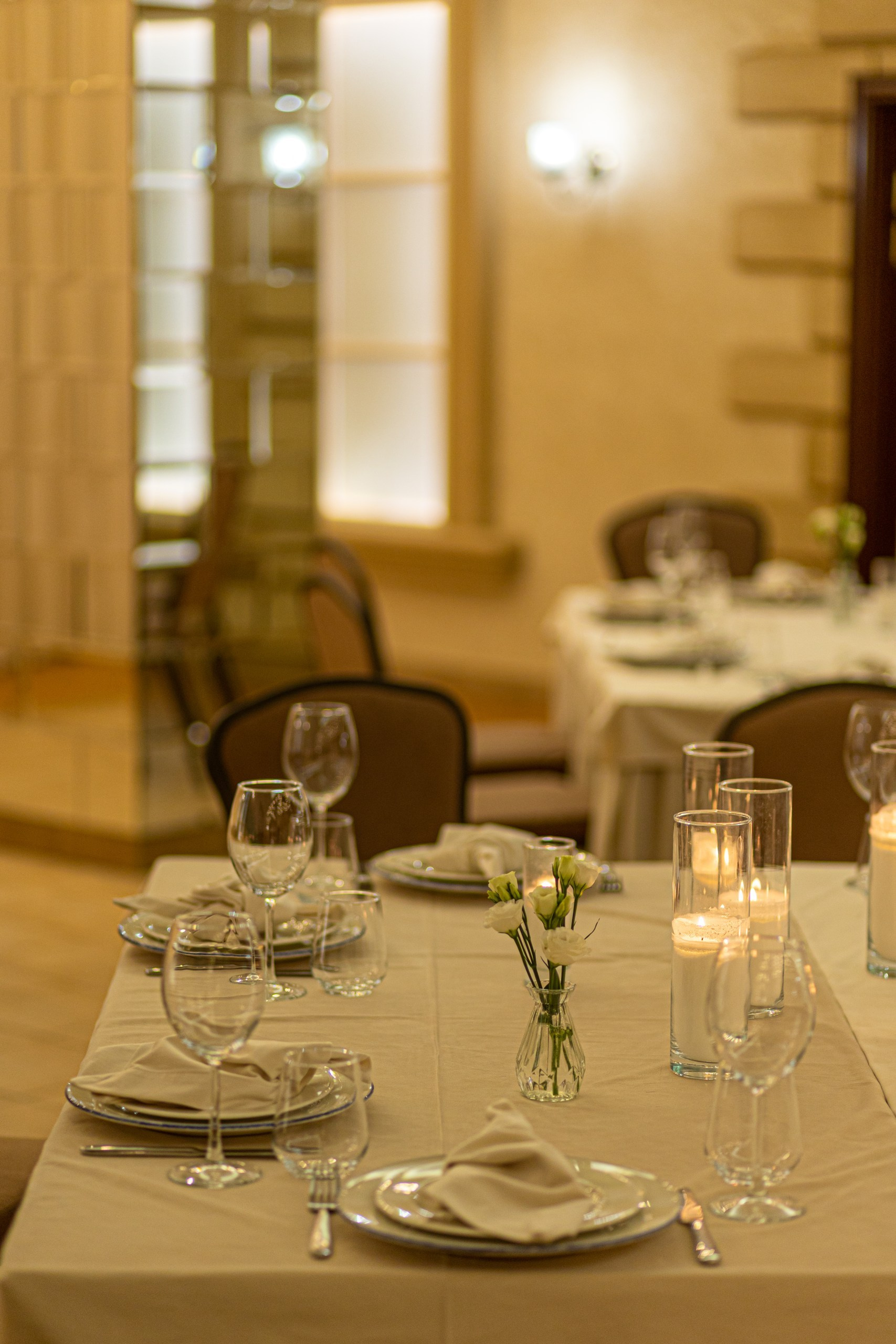 Банкетный зал ресторана Дача. Фотограф в Оренбурге. Профессиональный фотограф